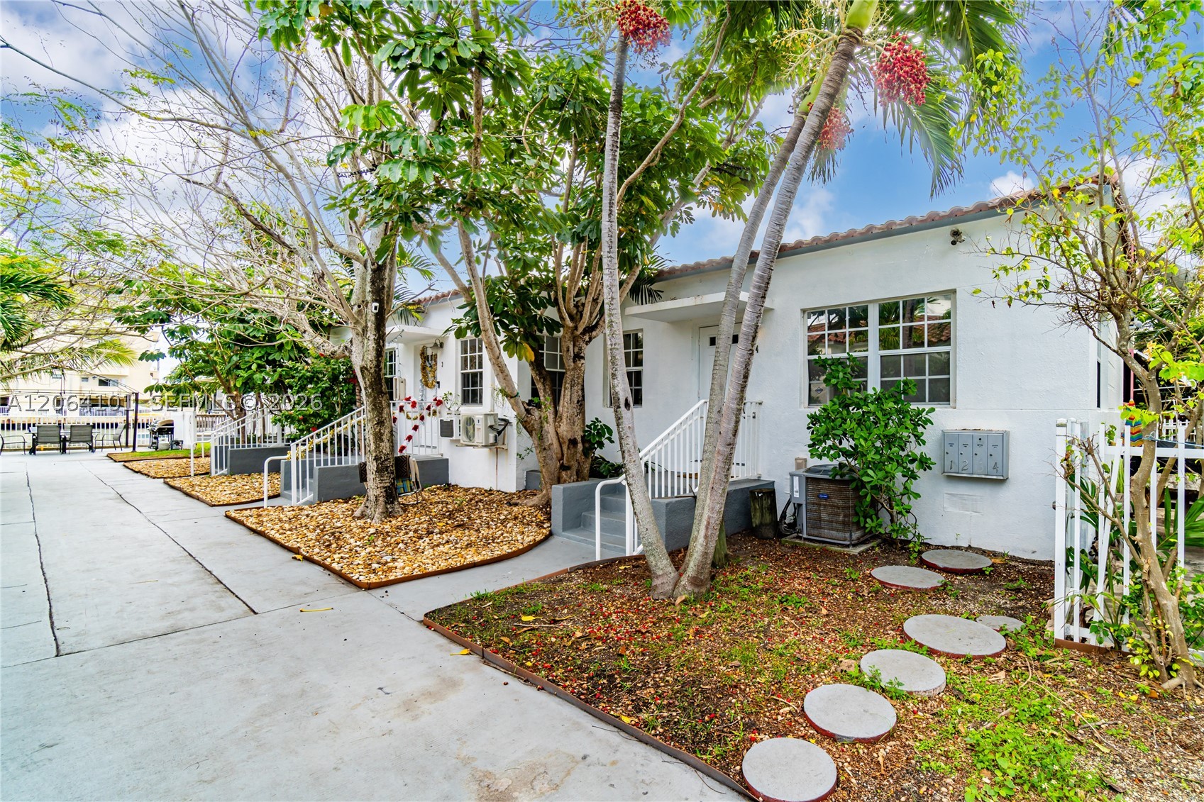 Miami Beach photo 2