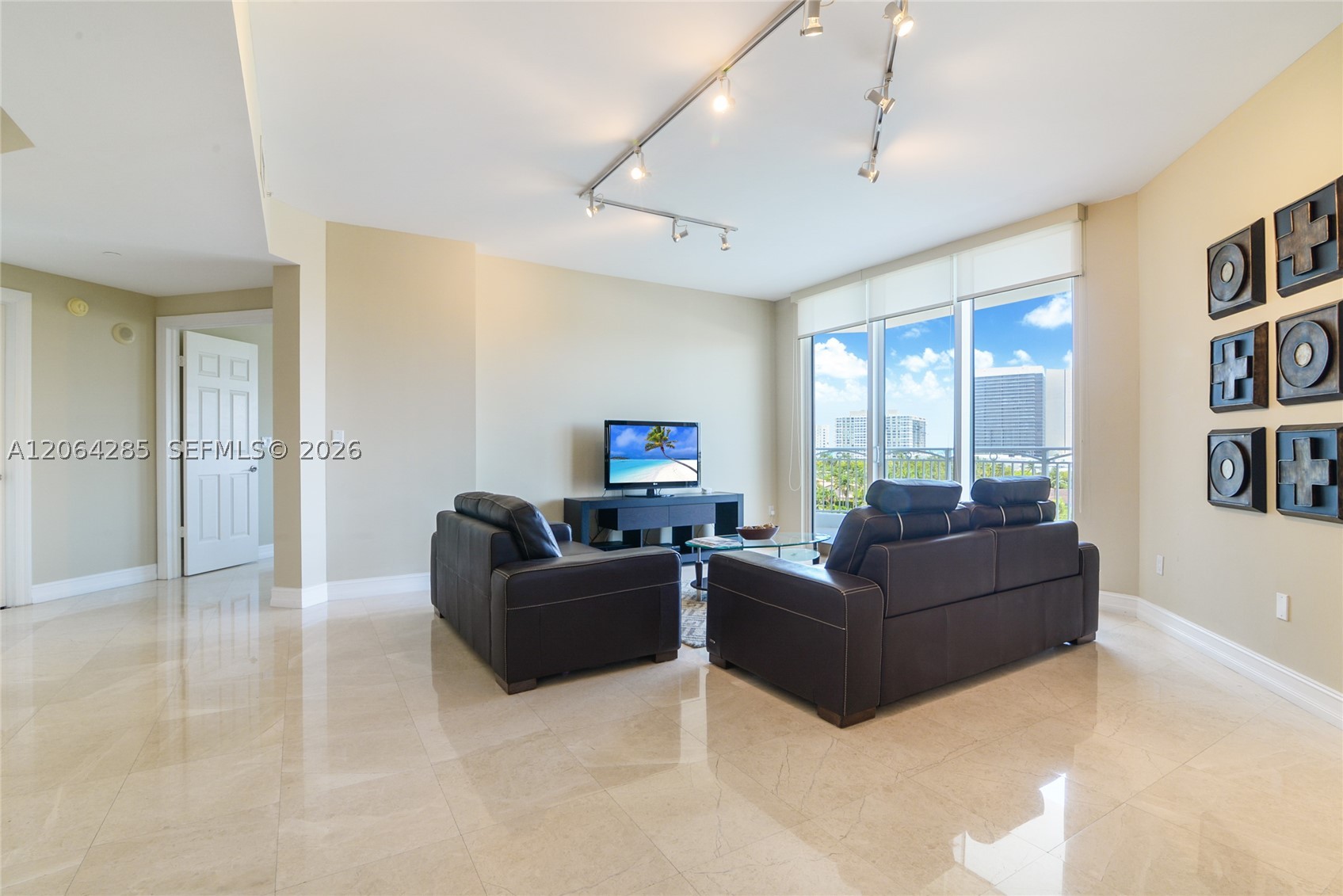 Bay Harbor Islands photo 4