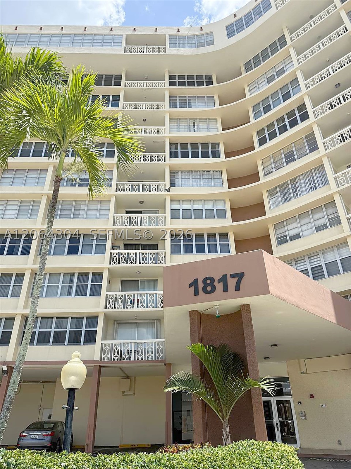 Hallandale Beach photo 4