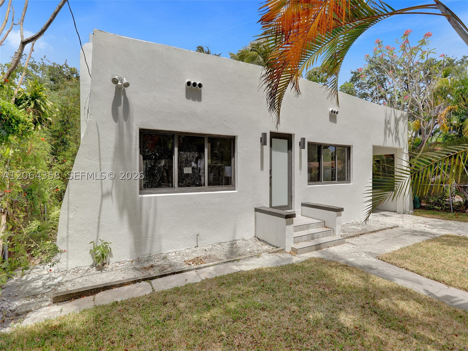 North Miami photo 2