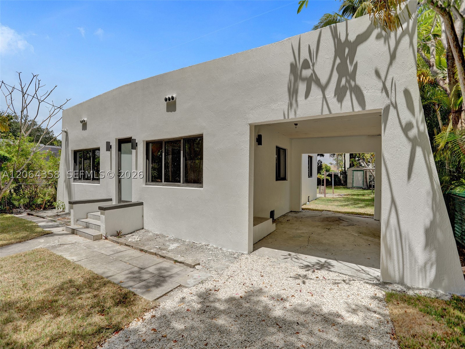 North Miami photo 3