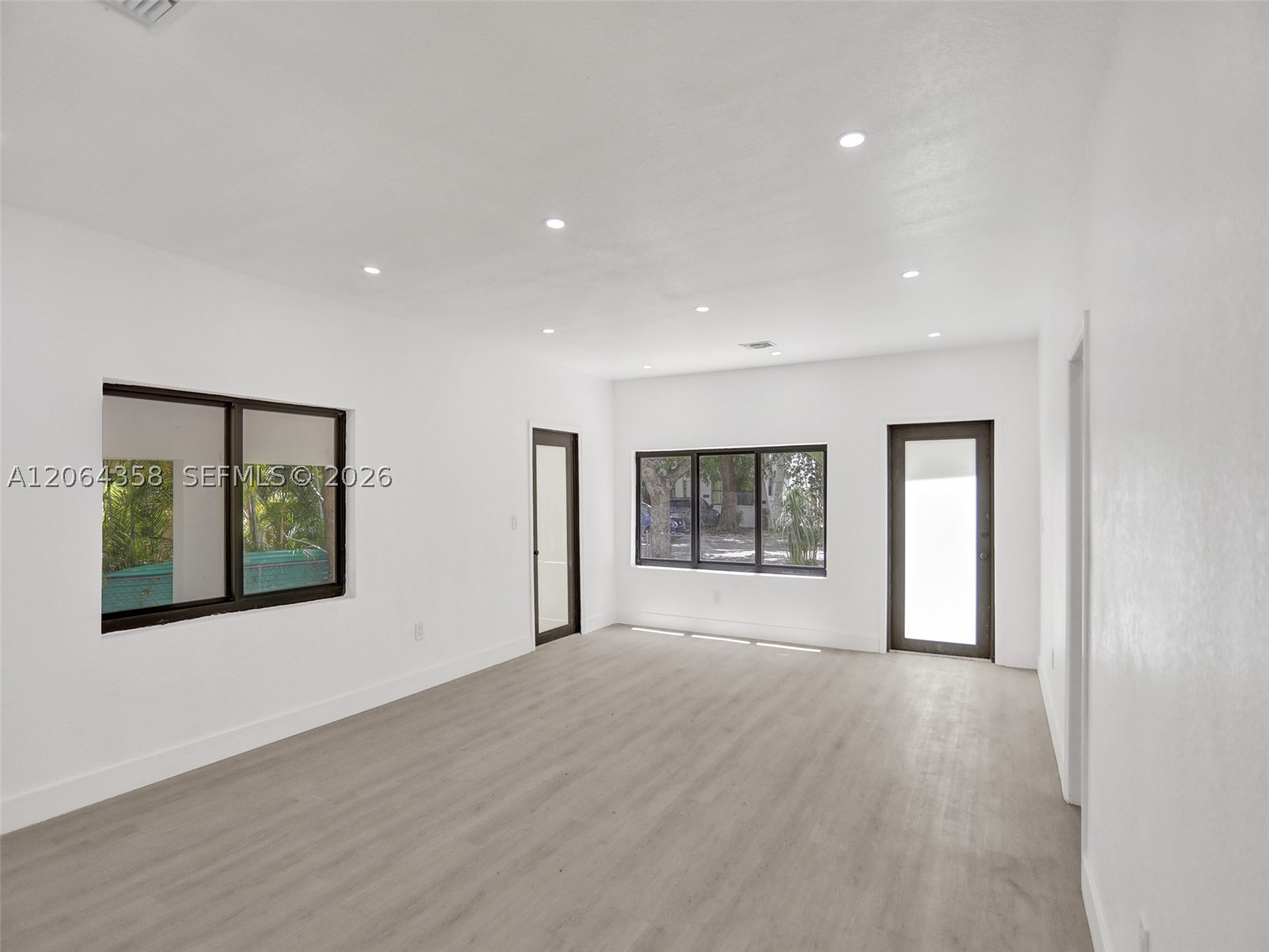 North Miami photo 5