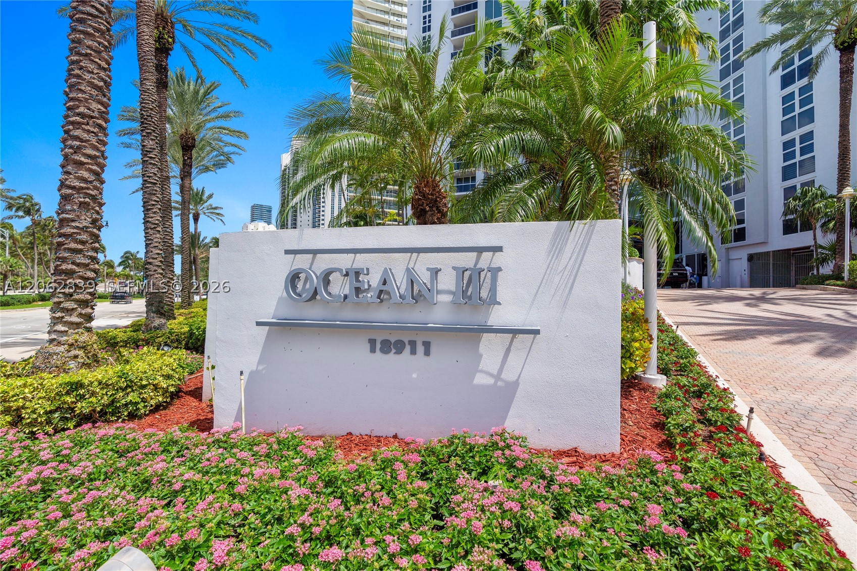Sunny Isles Beach photo 2