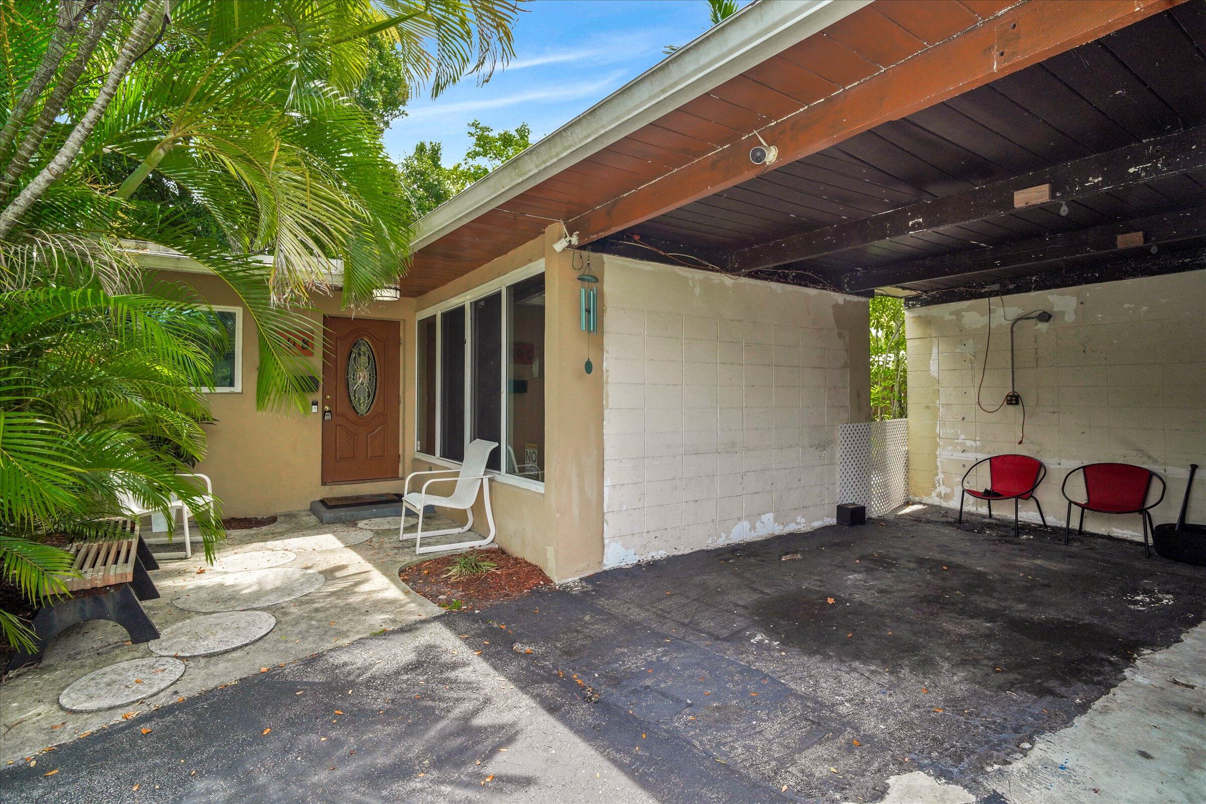Wilton Manors photo 4