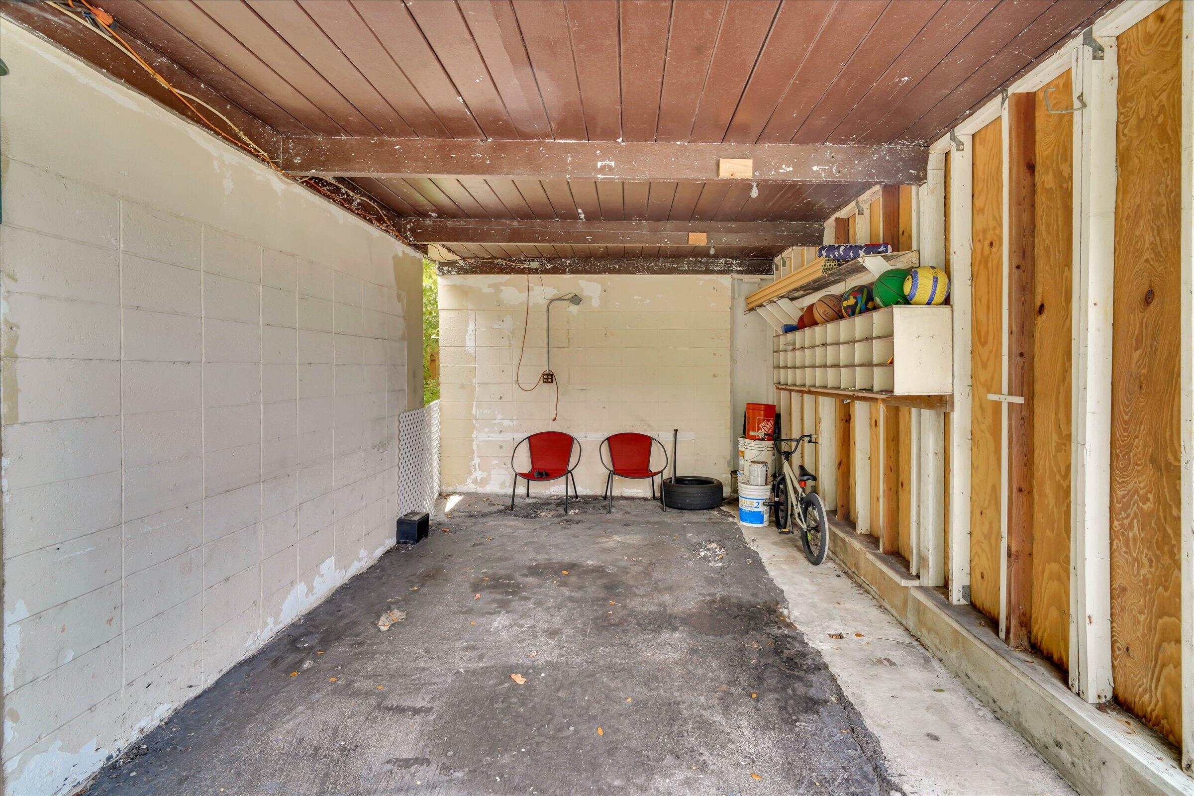 Wilton Manors photo 5