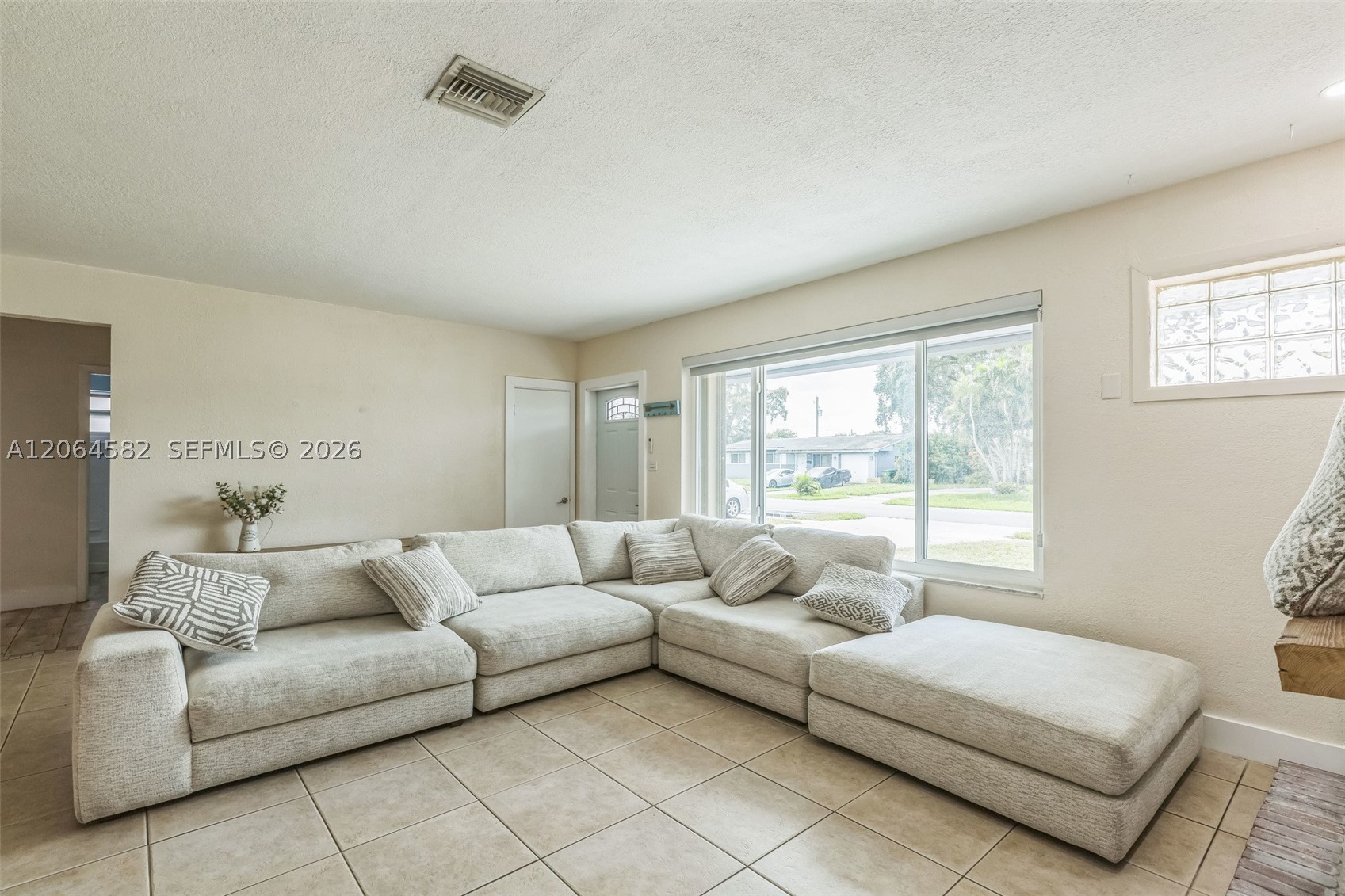 Pembroke Pines photo 4