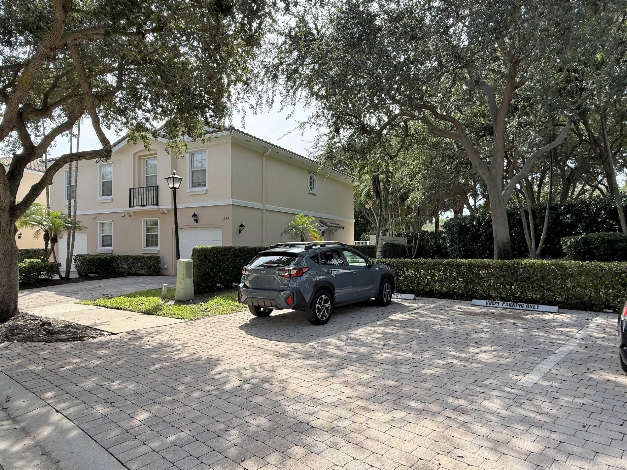 Palm Beach Gardens photo 3