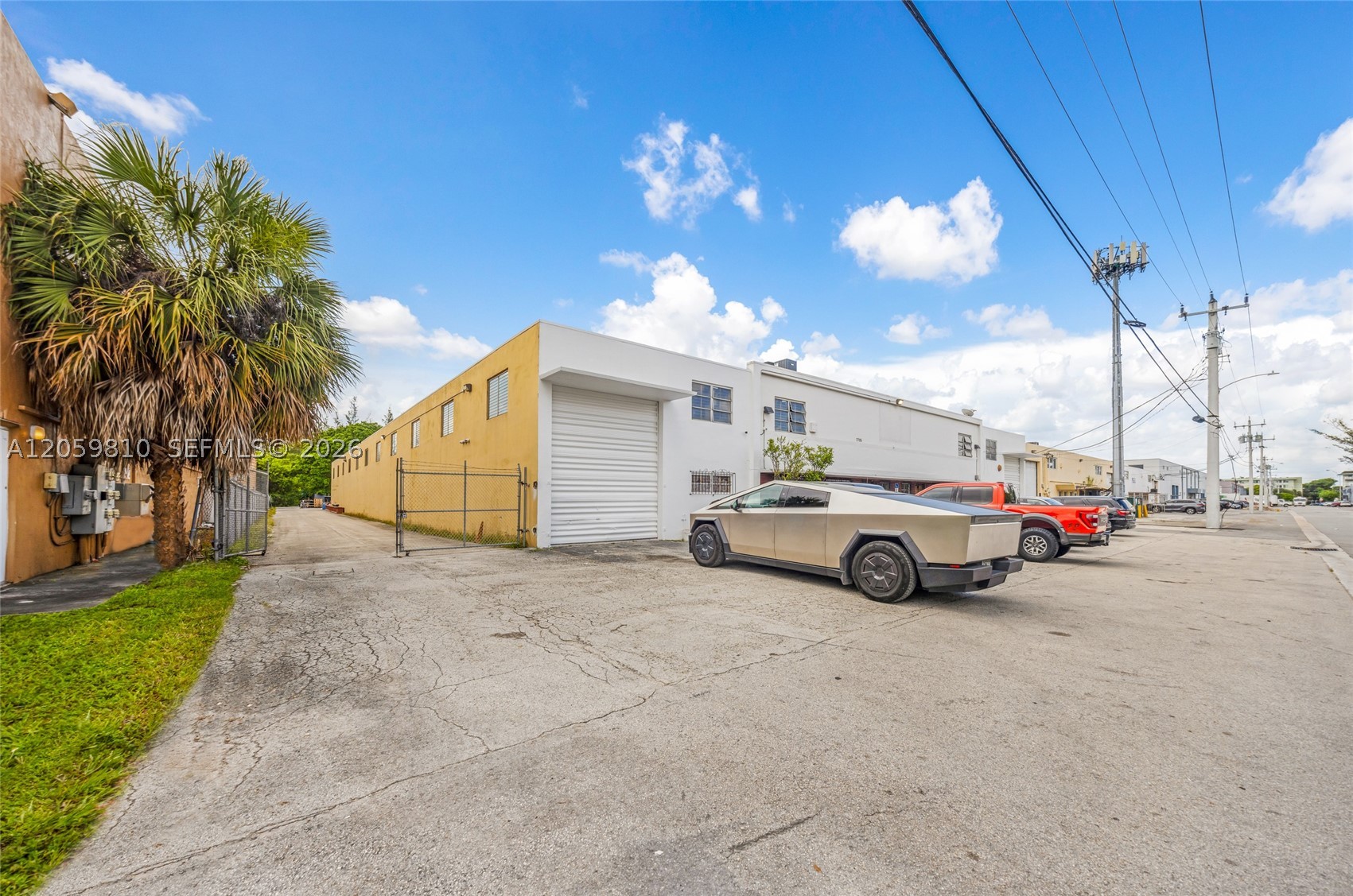 Hialeah photo 3