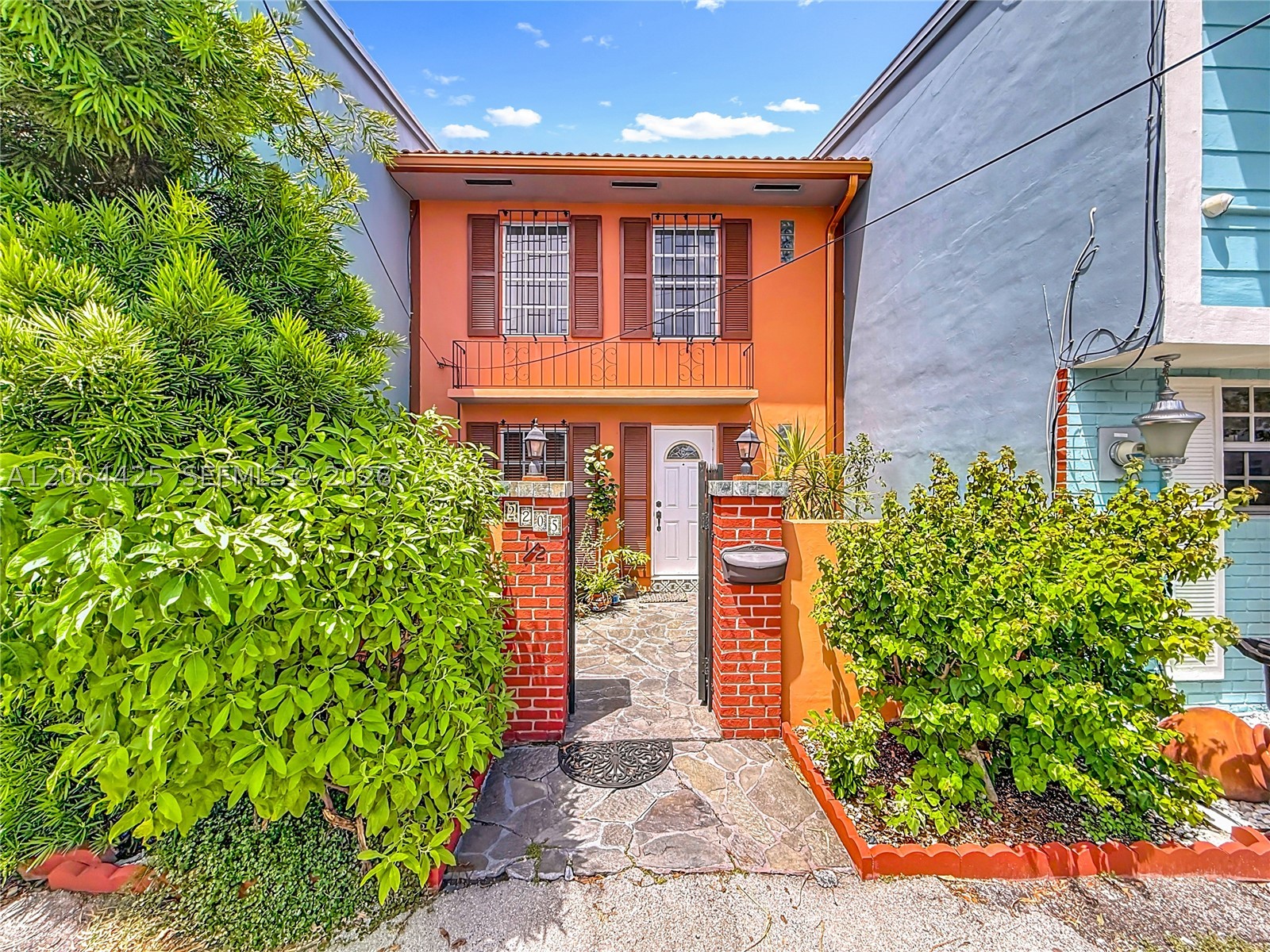 North Miami photo 4
