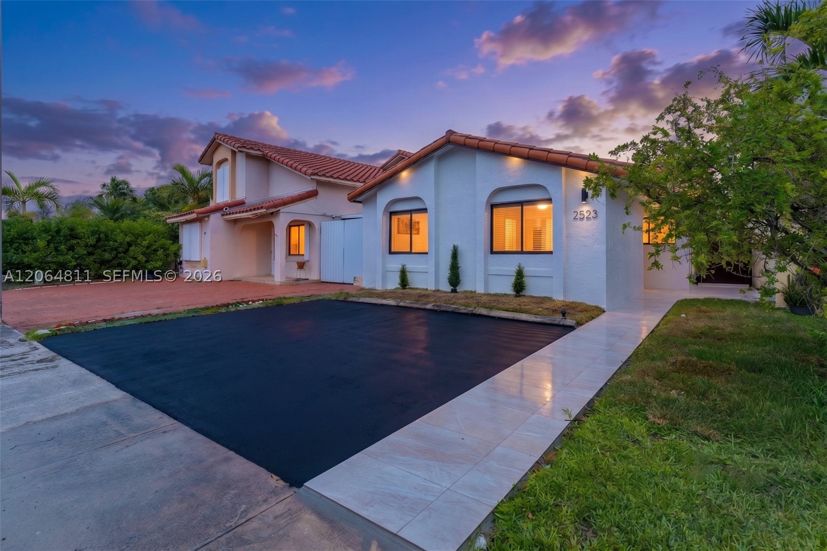 Hialeah photo 3