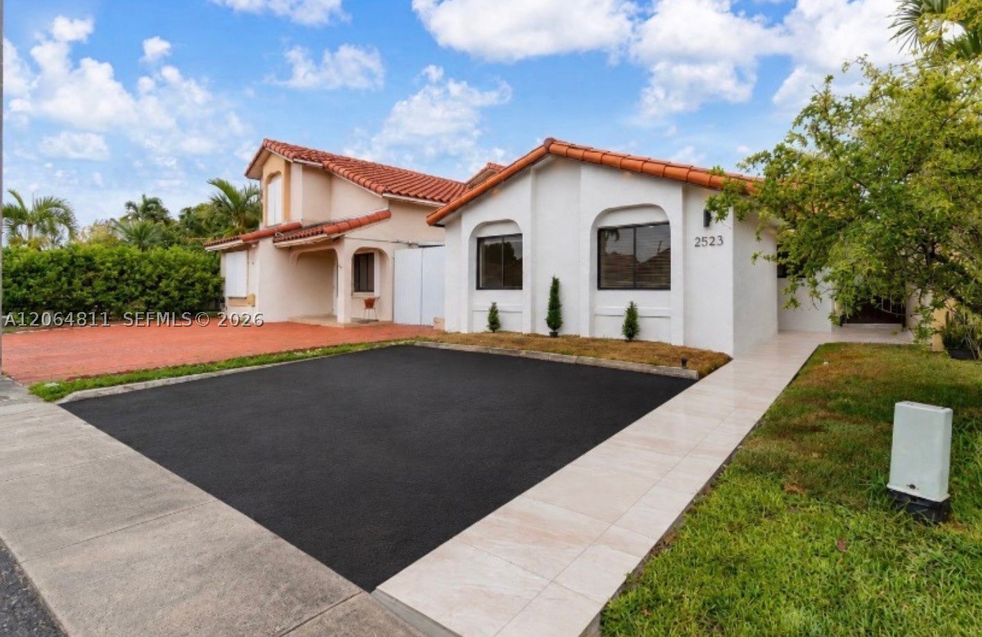 Hialeah photo 4