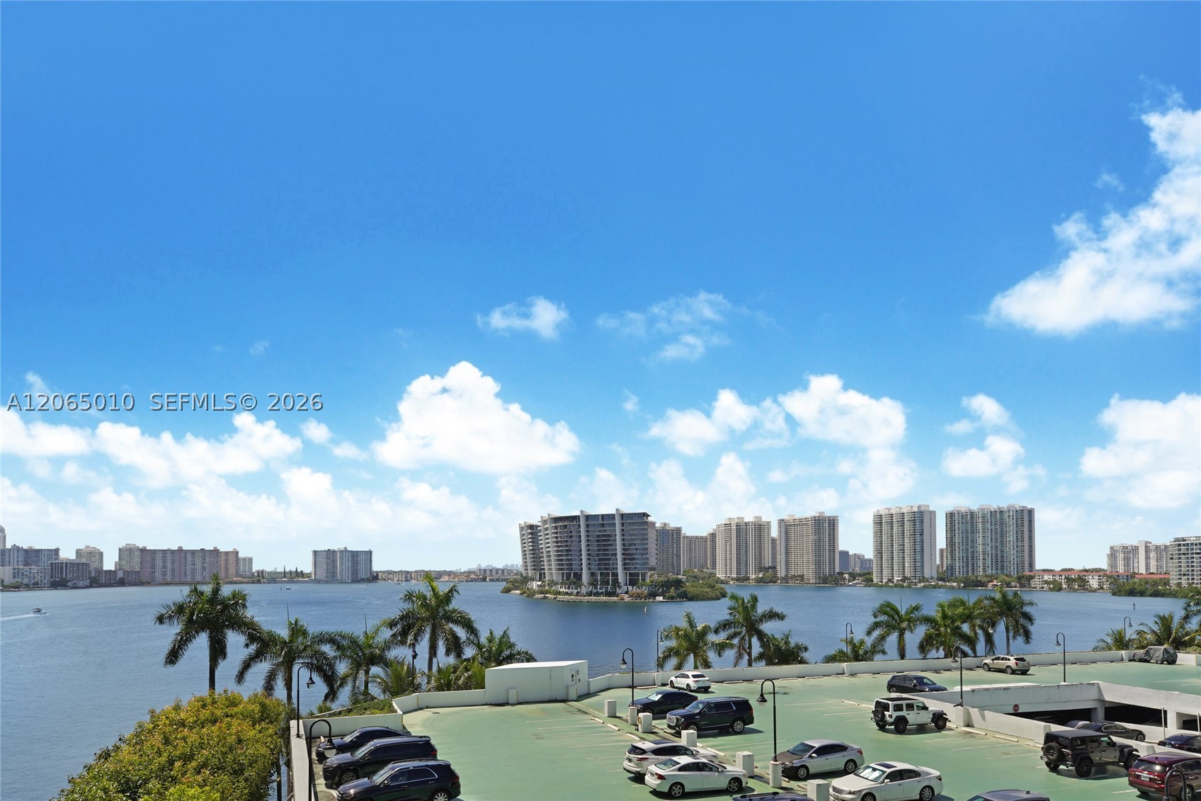 Aventura photo 5