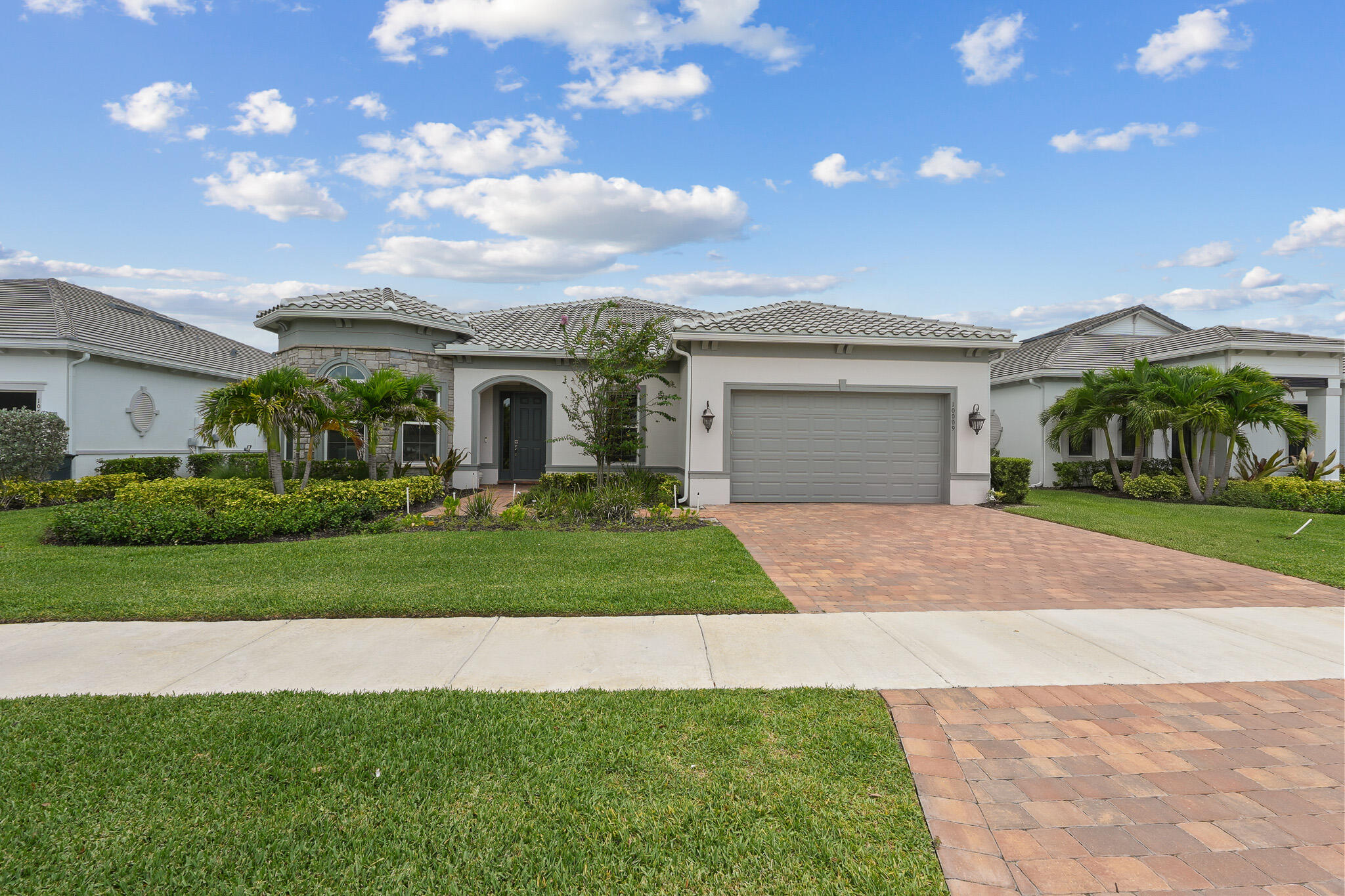 Palm Beach Gardens photo 2