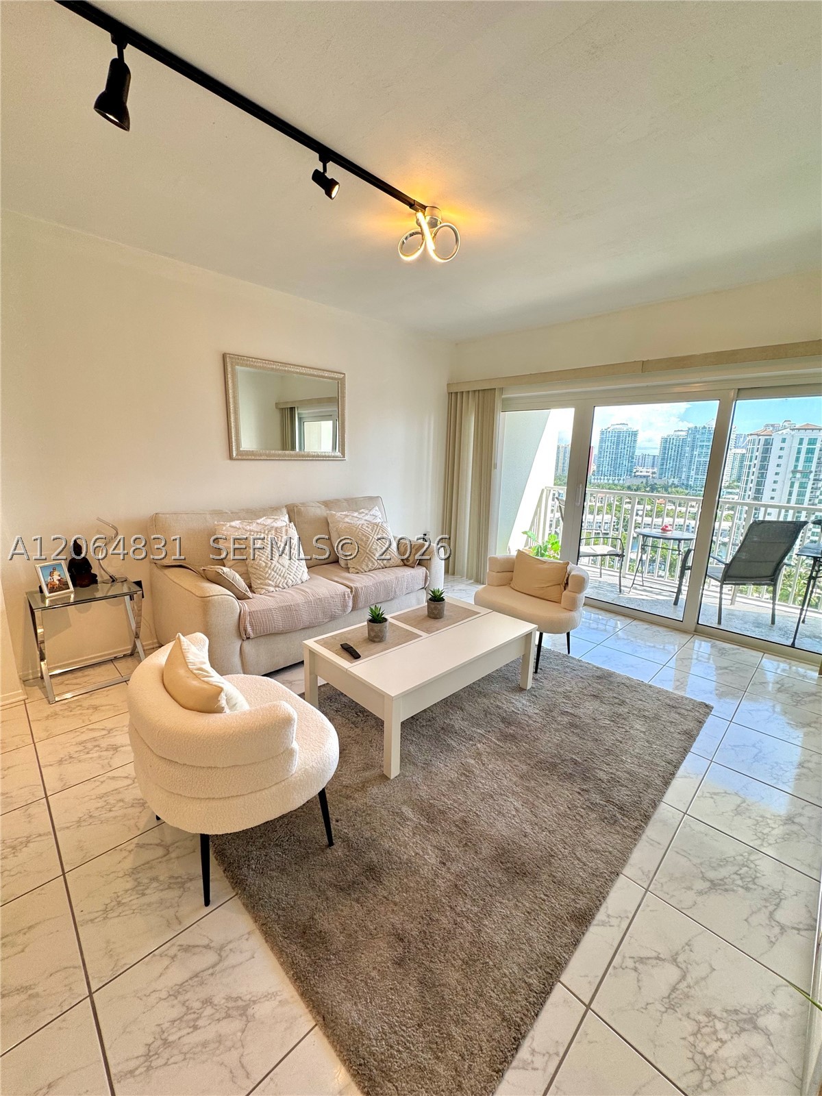 Sunny Isles Beach photo 1