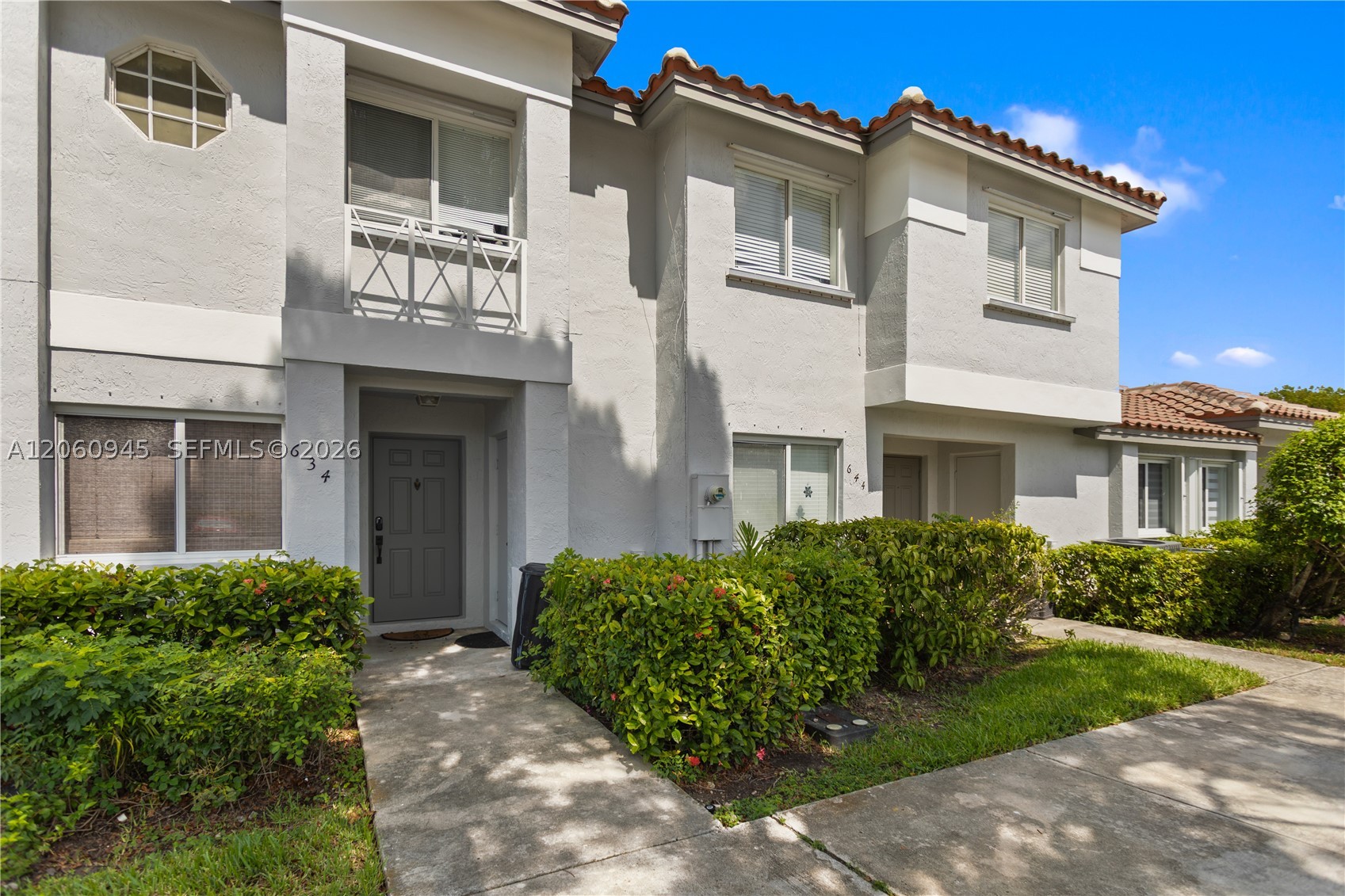 Pembroke Pines photo 4
