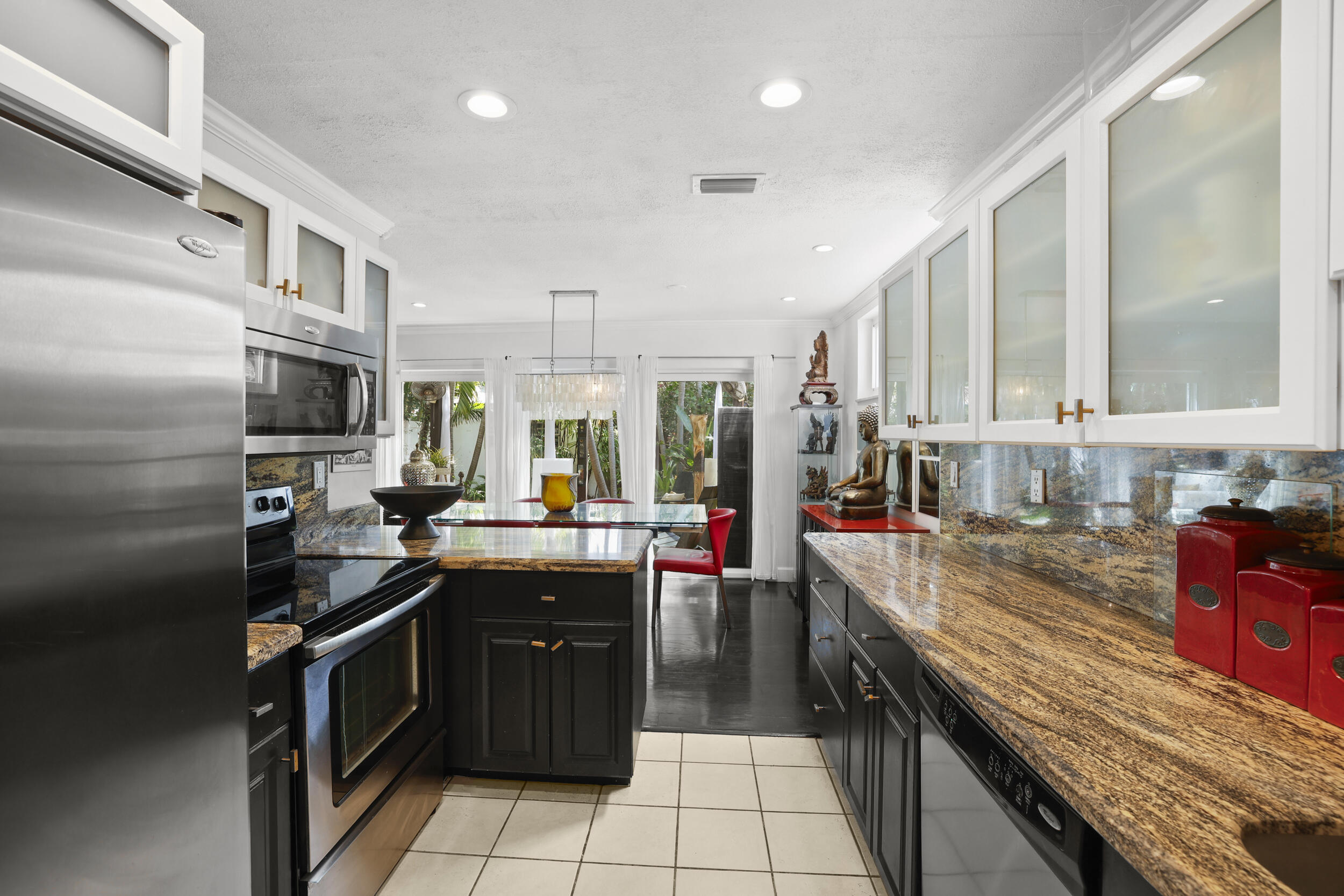 Wilton Manors photo 3