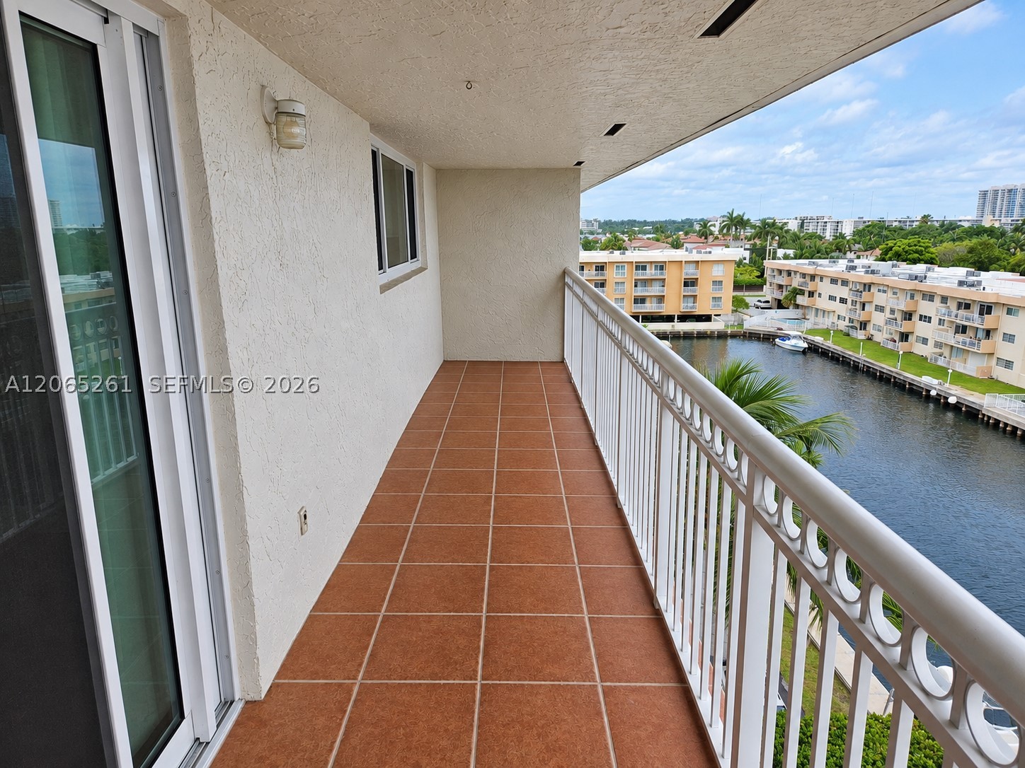 North Miami Beach photo 3