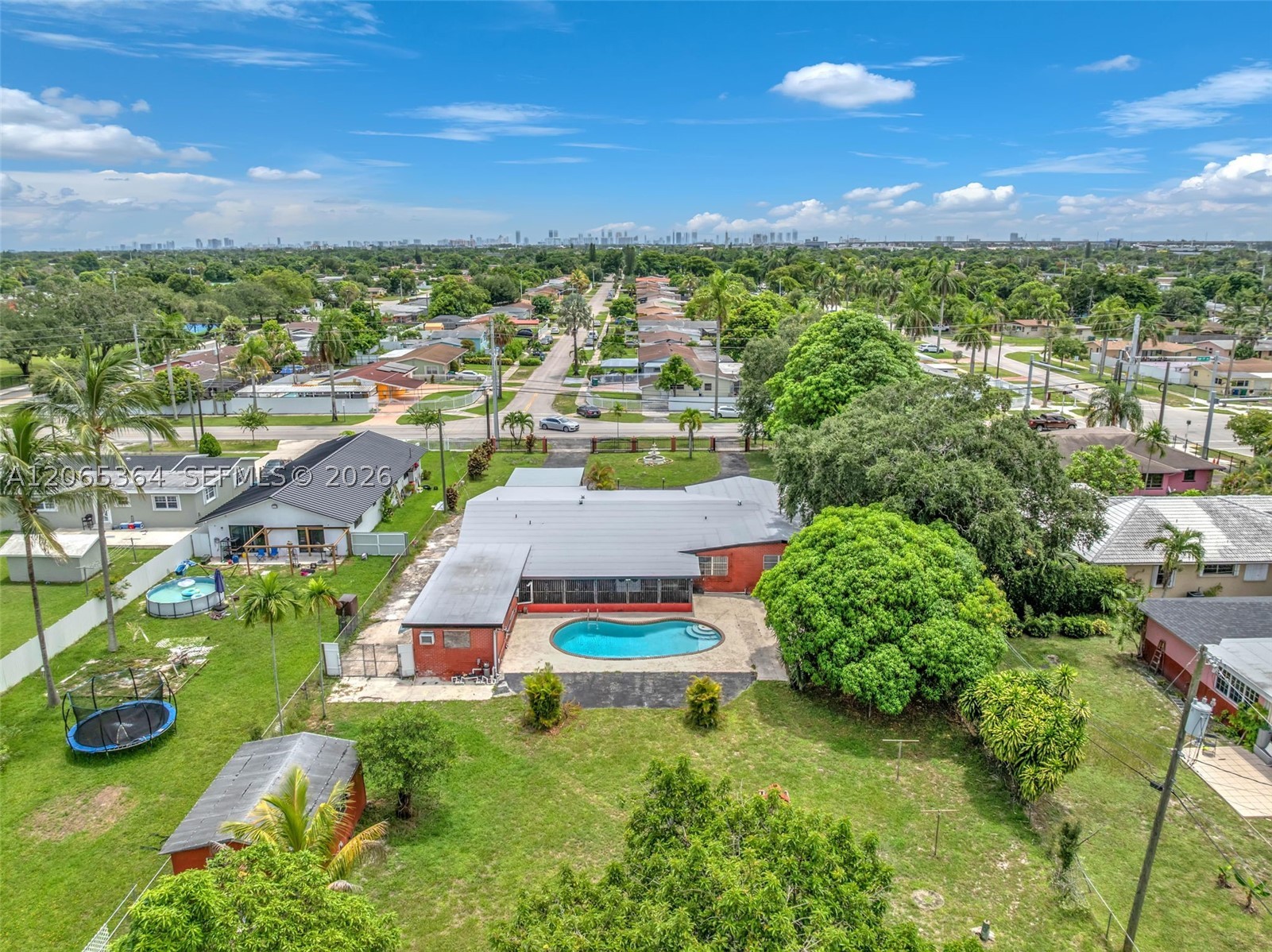 Miami Gardens photo 1