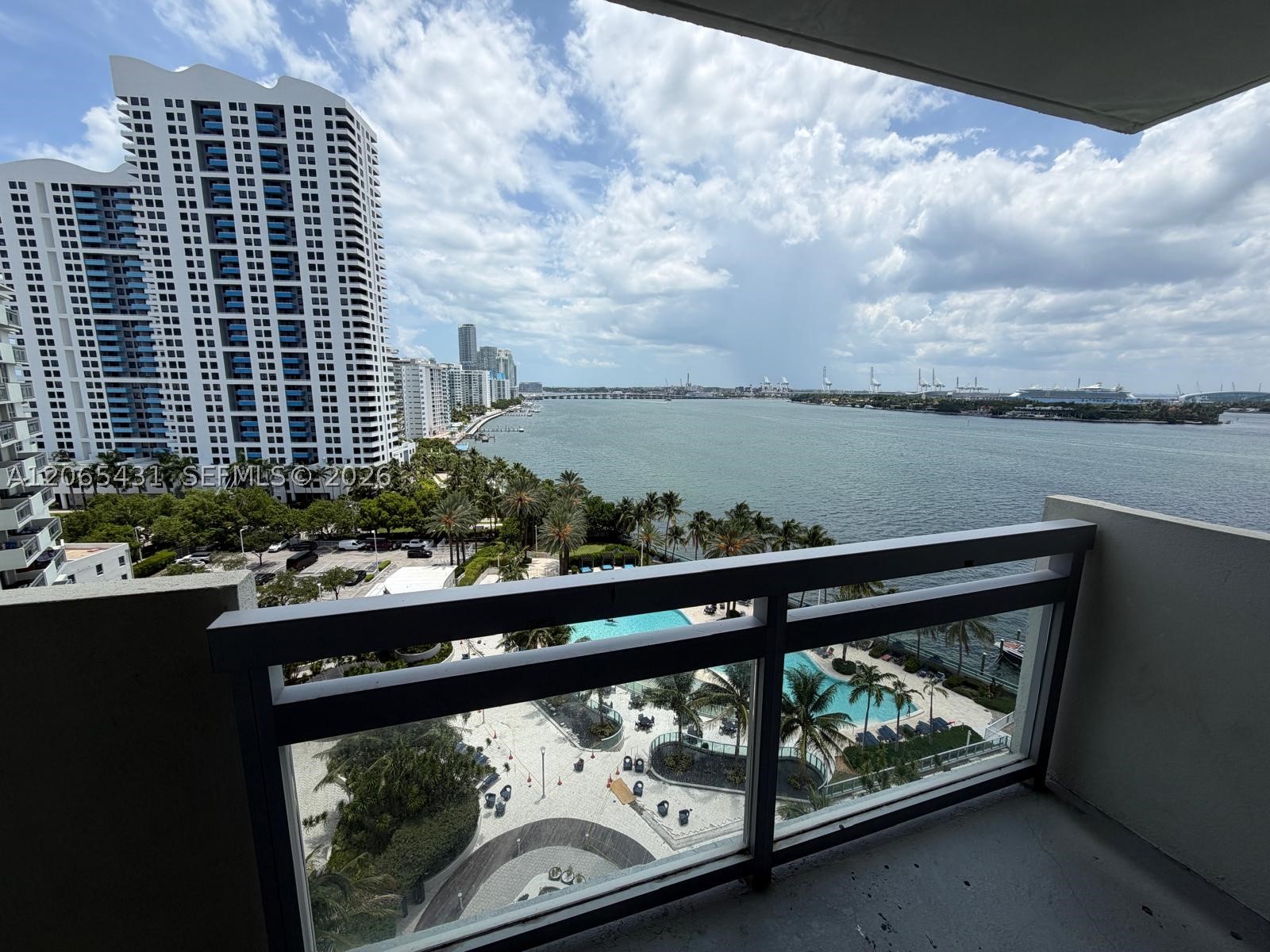 Miami Beach photo 2