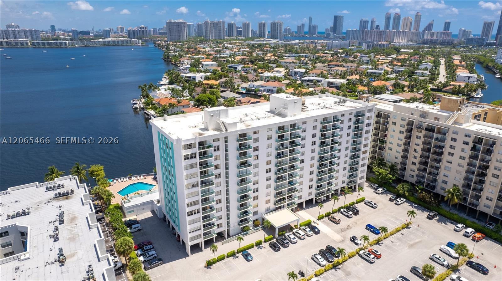 North Miami Beach photo 5