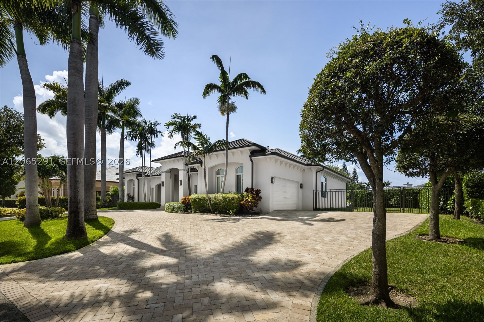 Palmetto Bay photo 2
