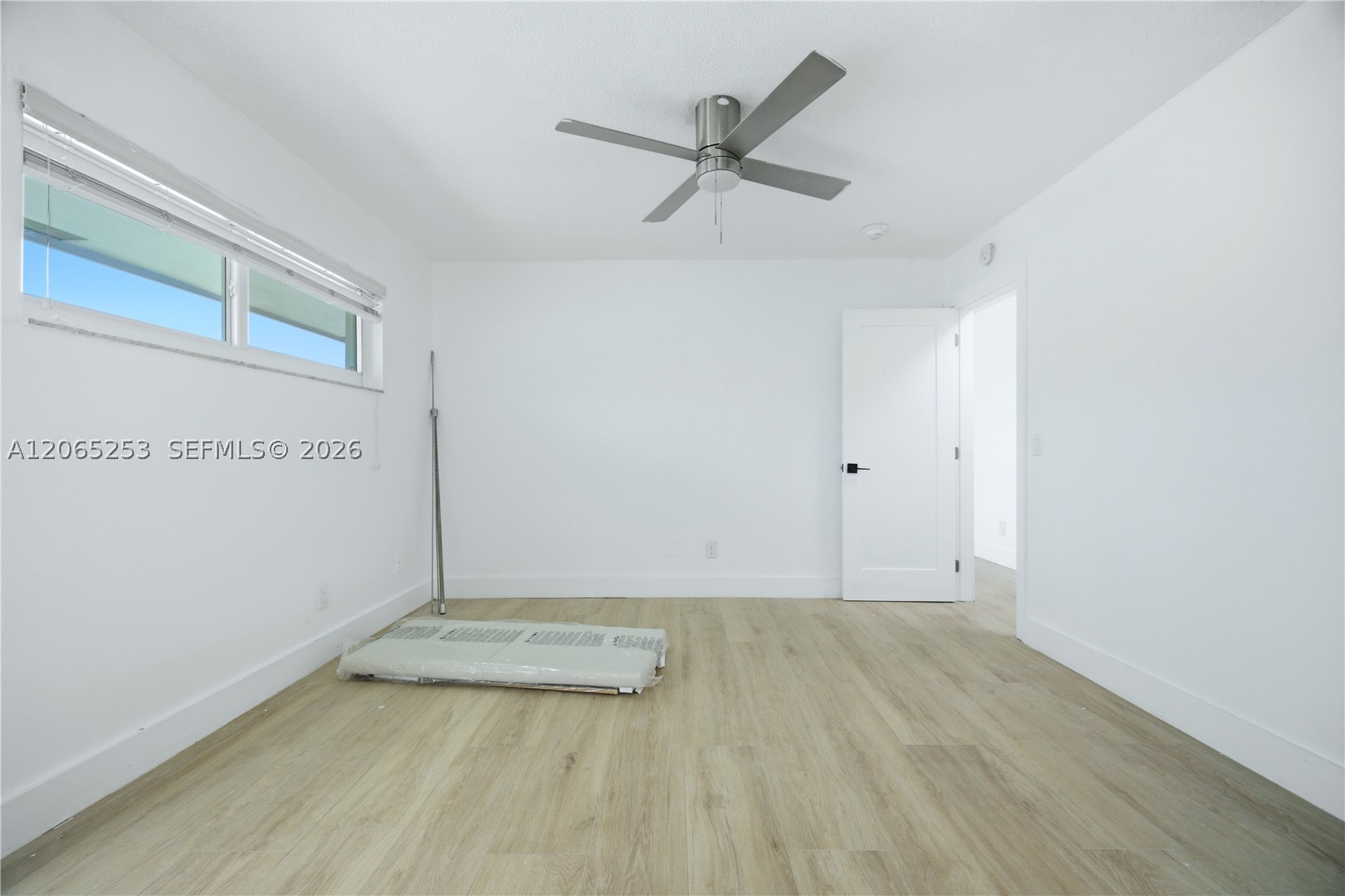 Miramar photo 4