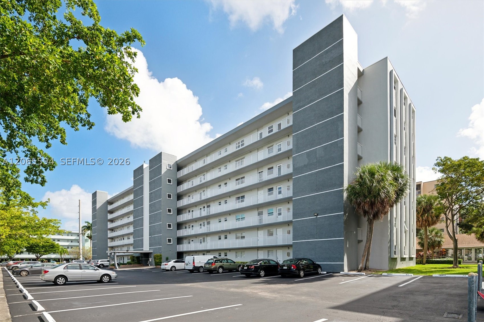 Hallandale Beach photo 1