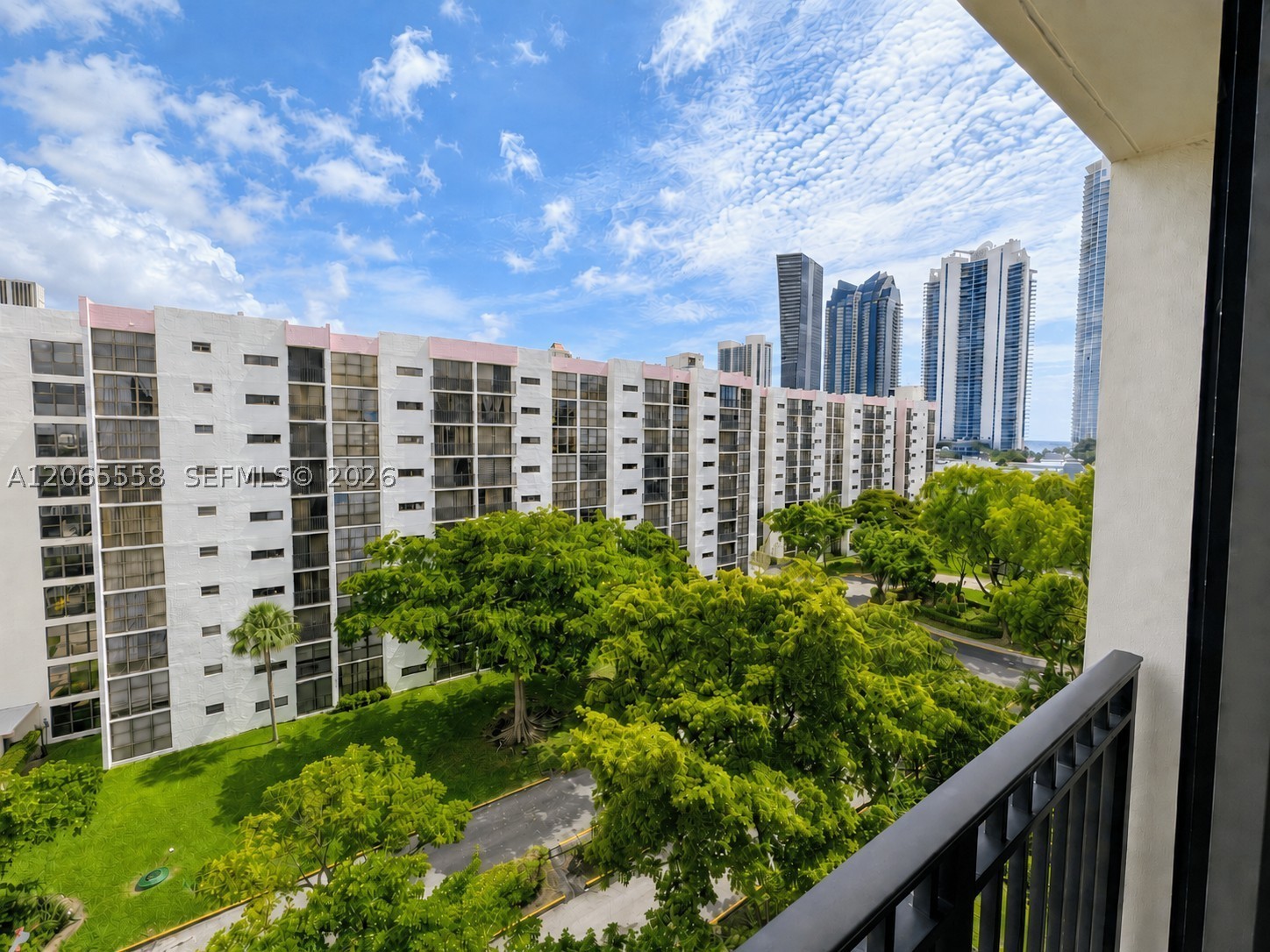 Sunny Isles Beach photo 2