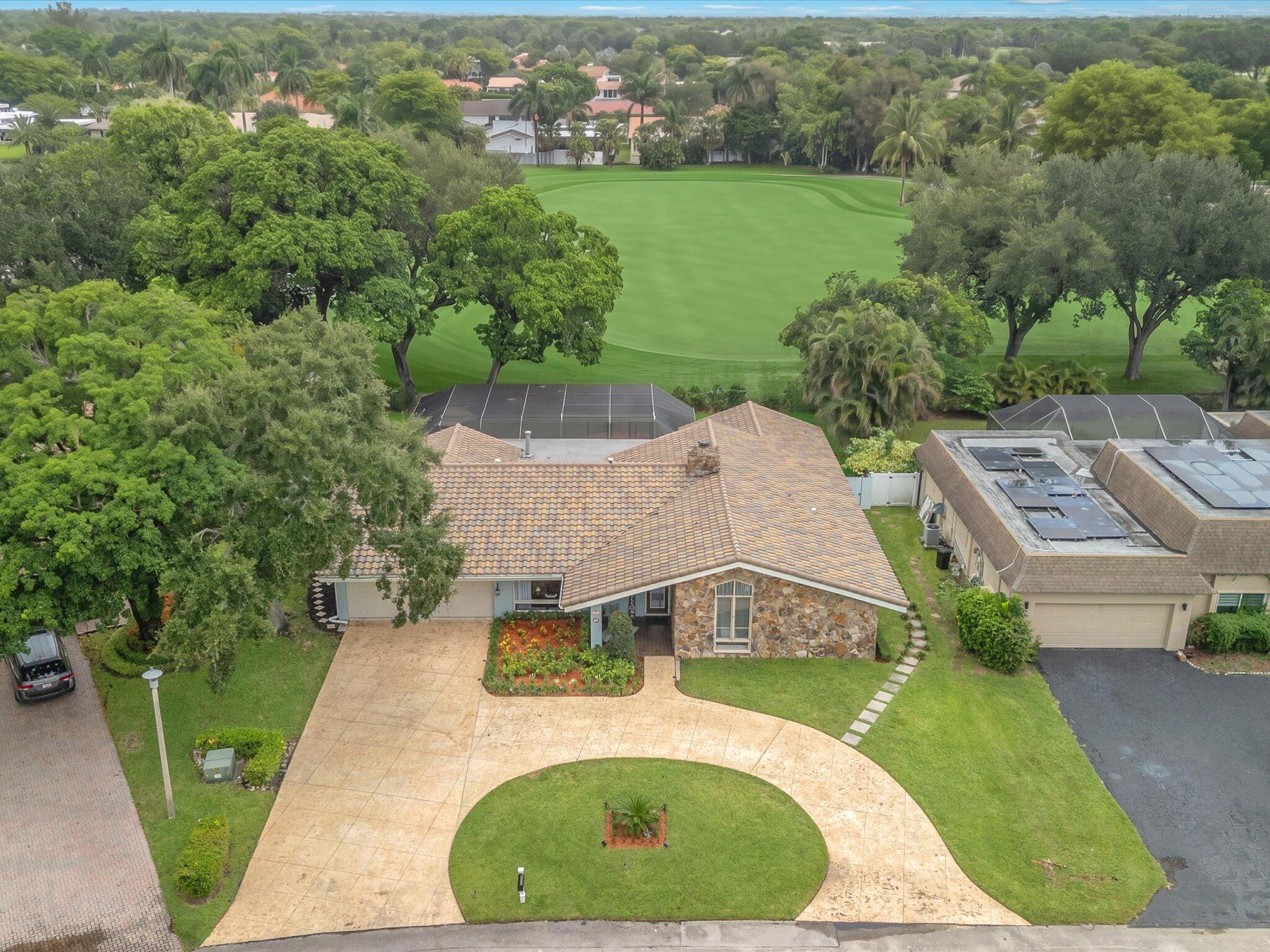 Plantation photo 1