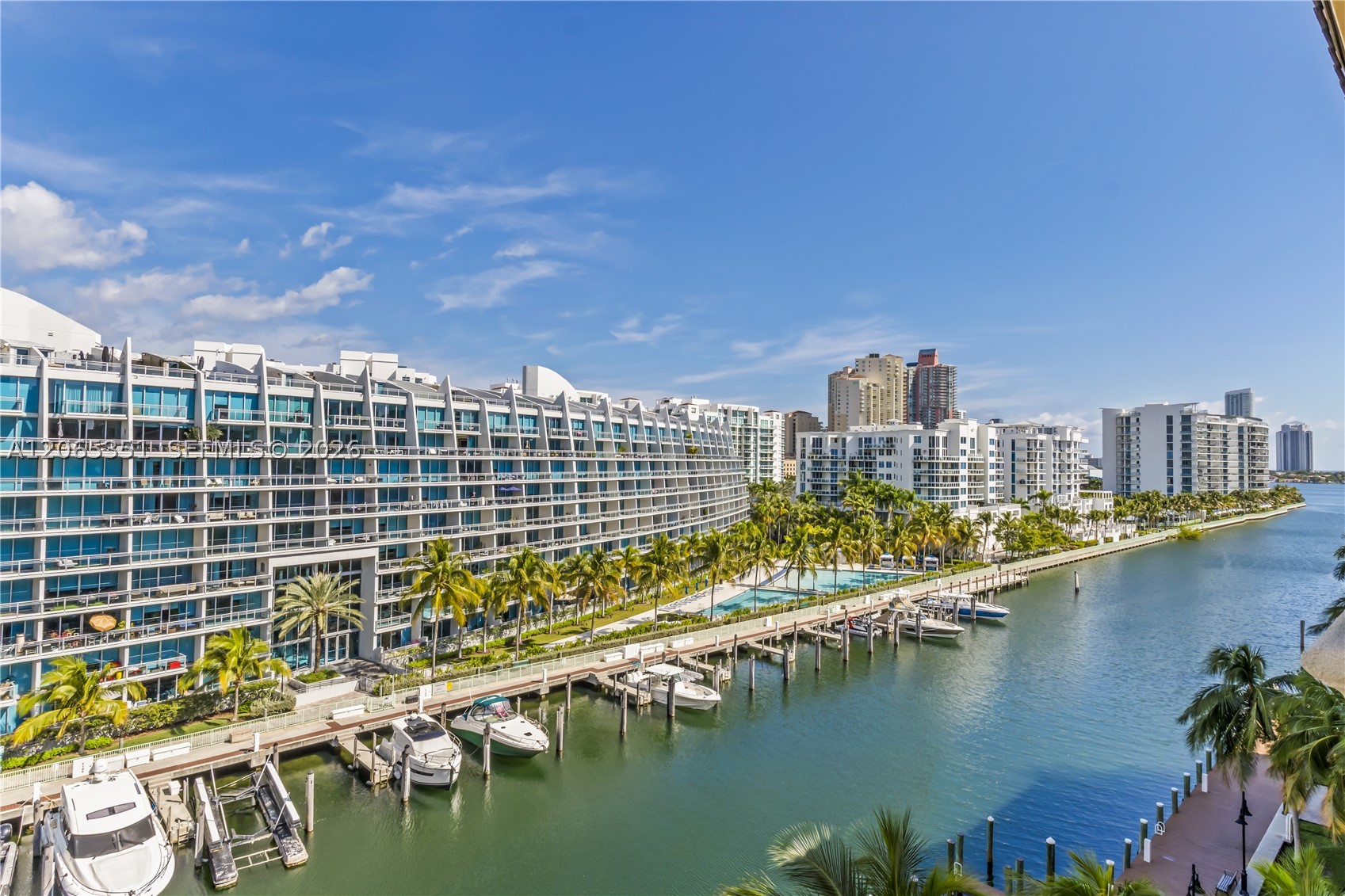 Aventura photo 1
