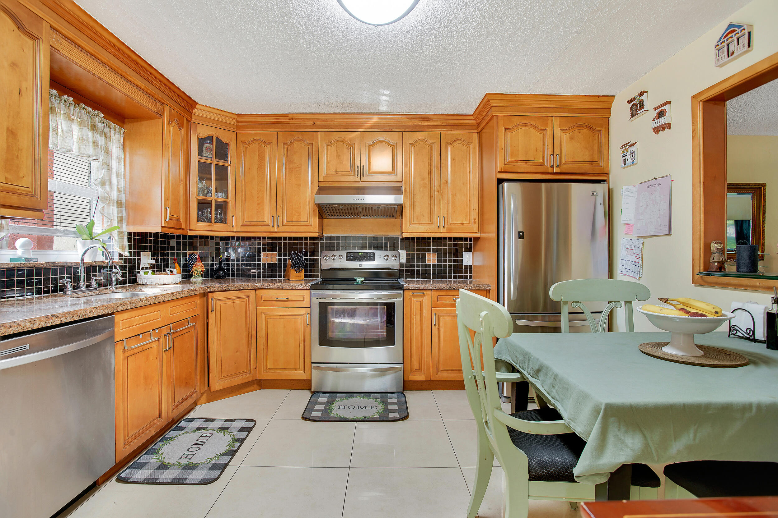 Pembroke Pines photo 1