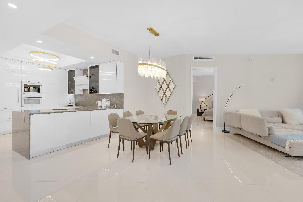 Sunny Isles Beach photo 2