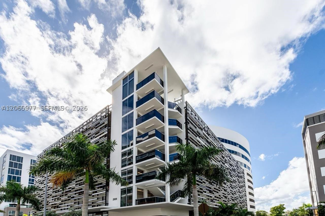Aventura photo 5