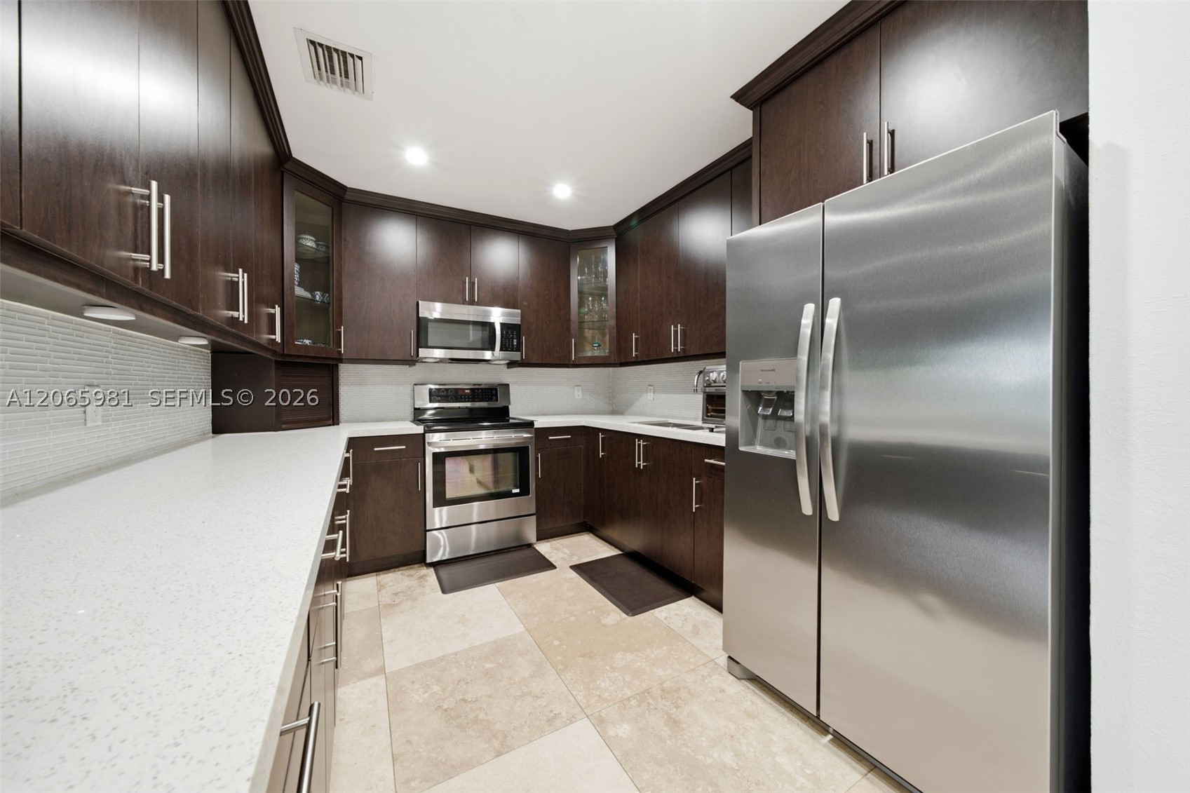 Pembroke Pines photo 2