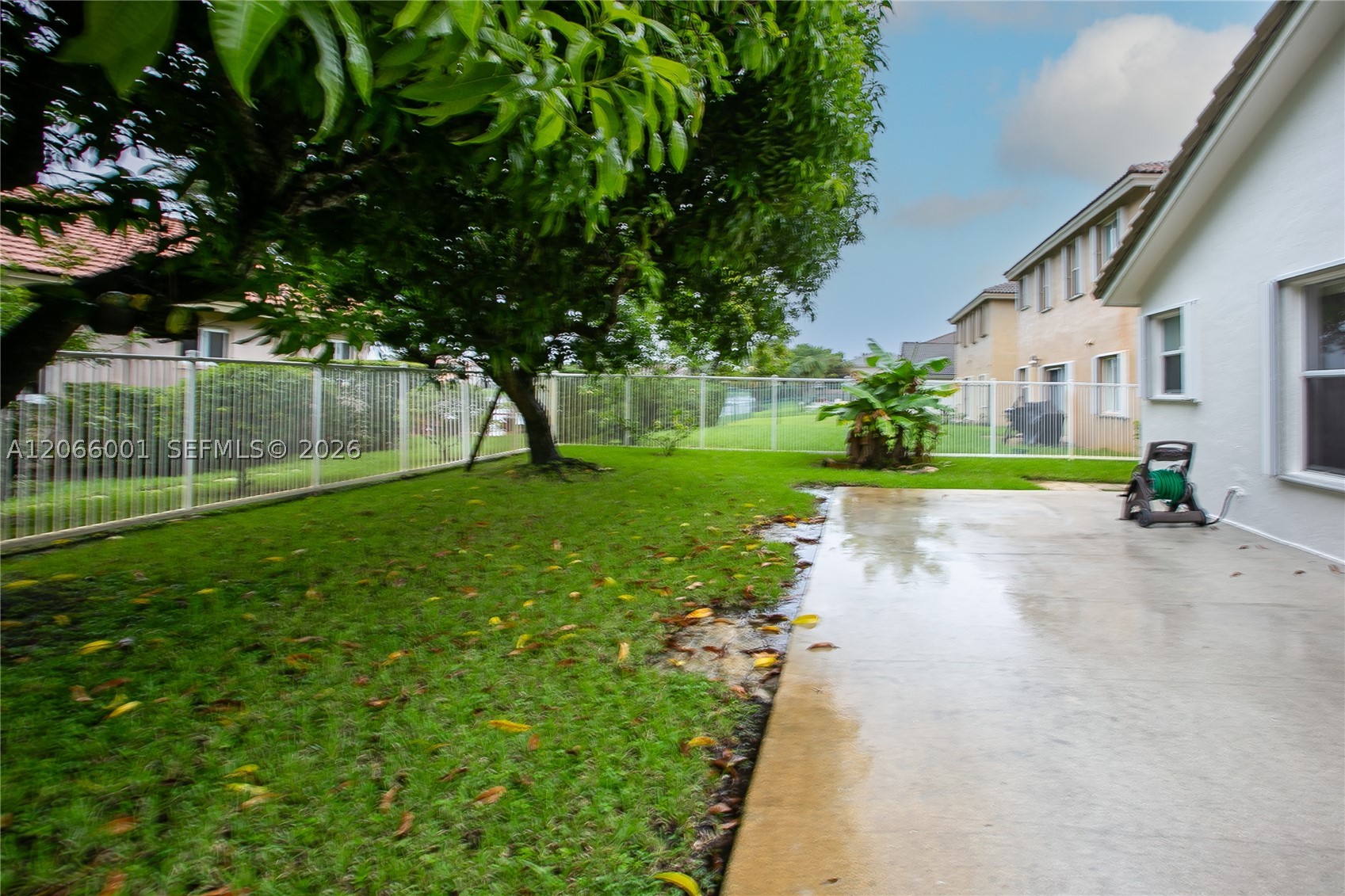 Pembroke Pines photo 4