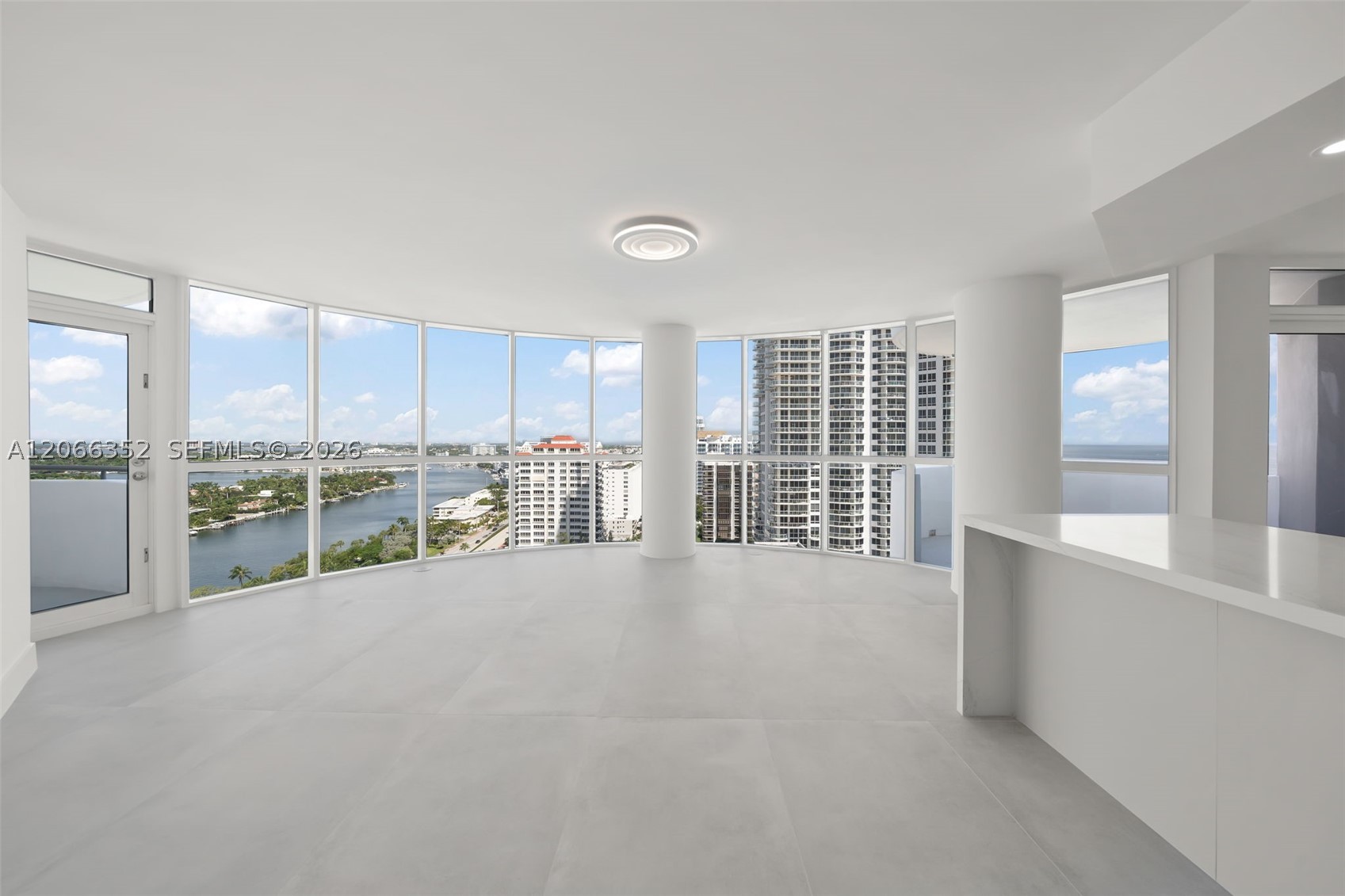 Miami Beach photo 3
