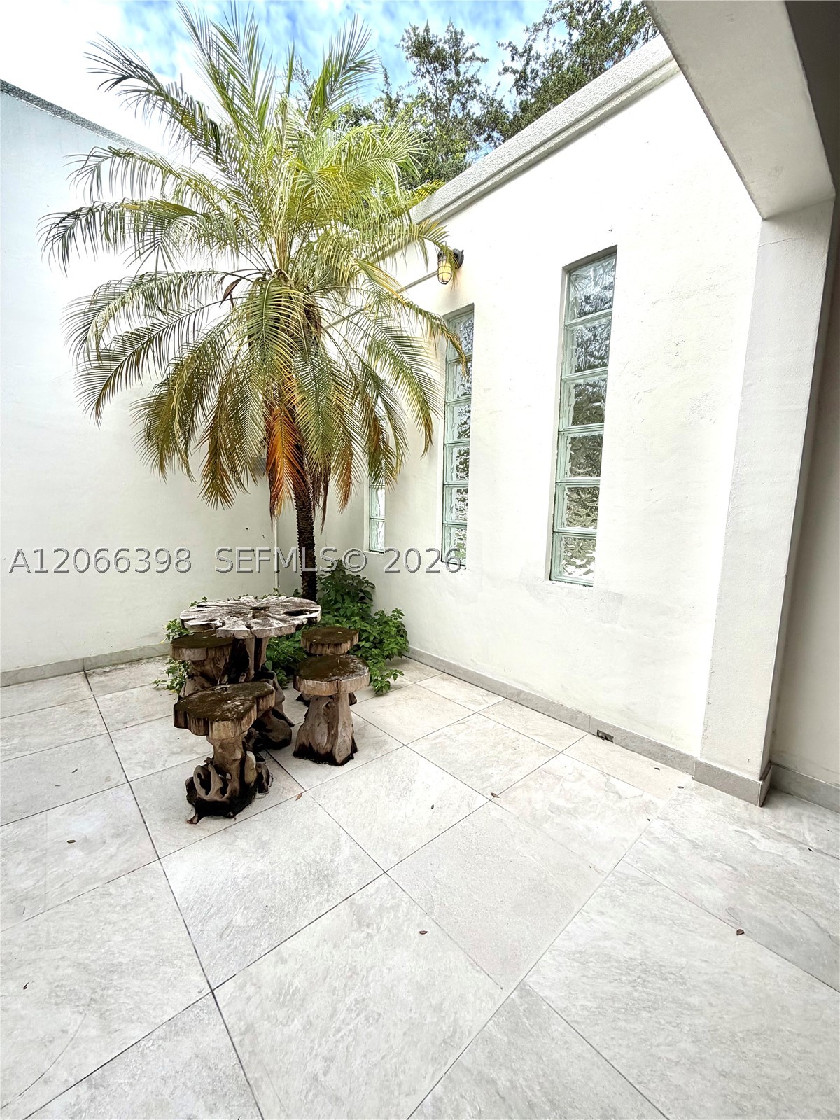 Miami Lakes photo 4
