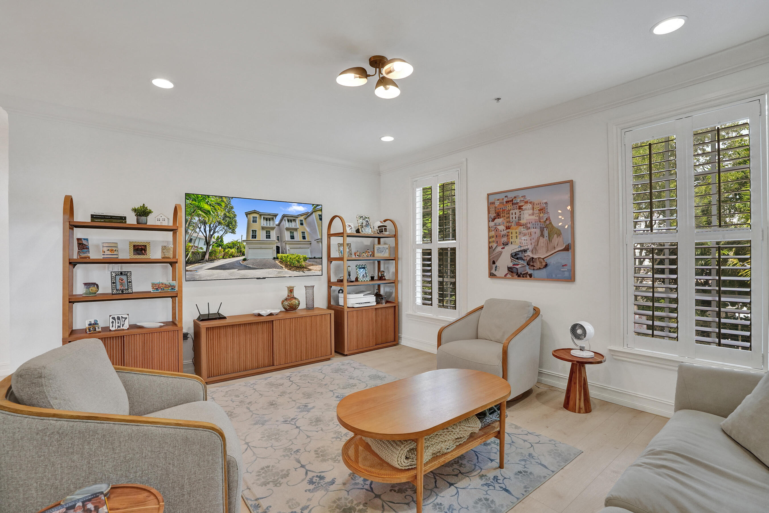 Wilton Manors photo 2