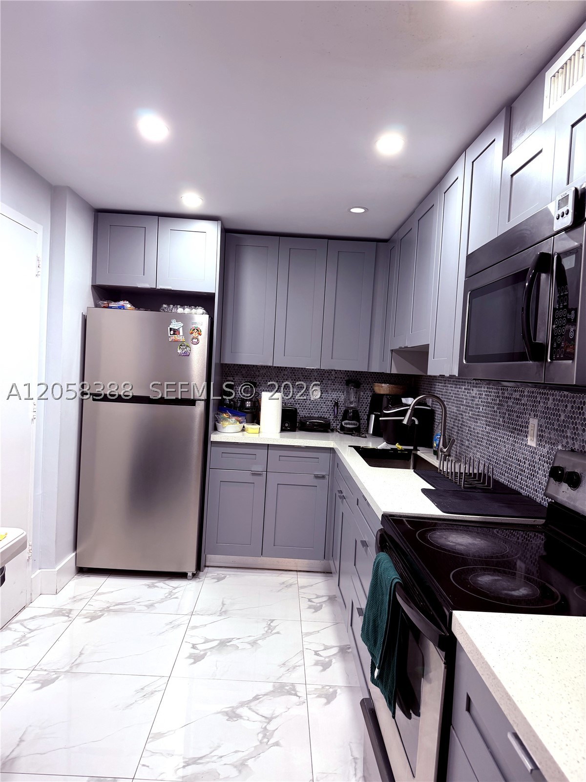 North Miami photo 3