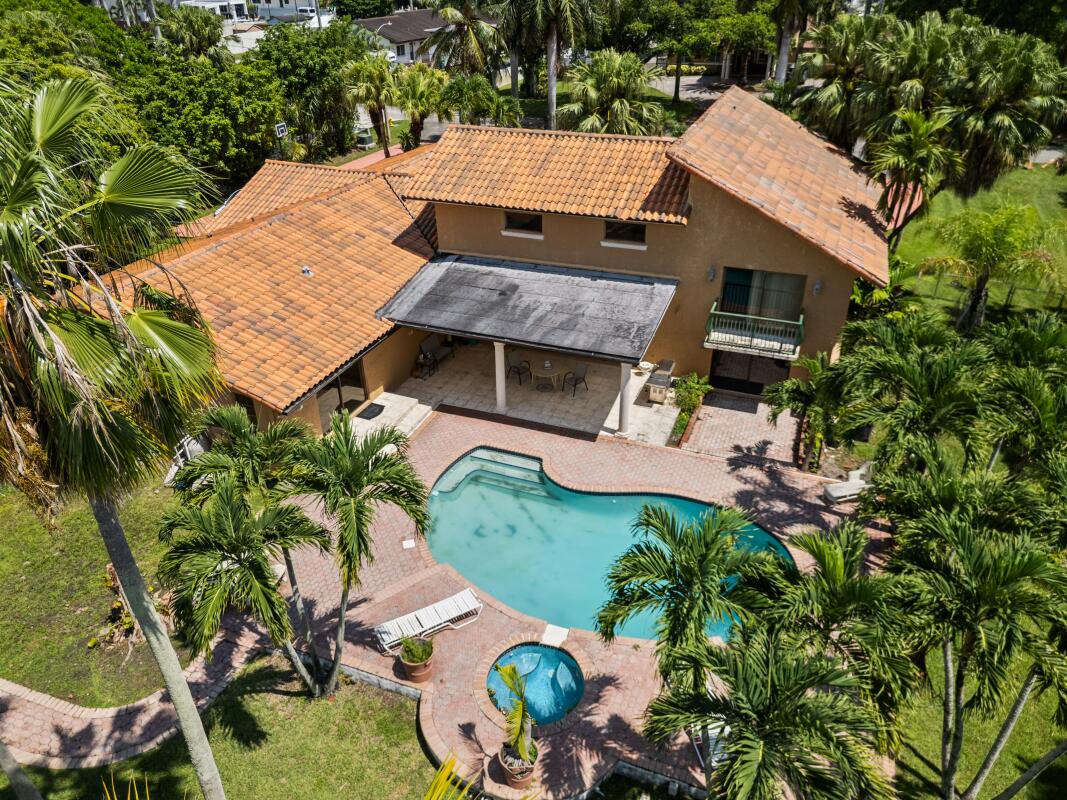 Hialeah Gardens photo 4