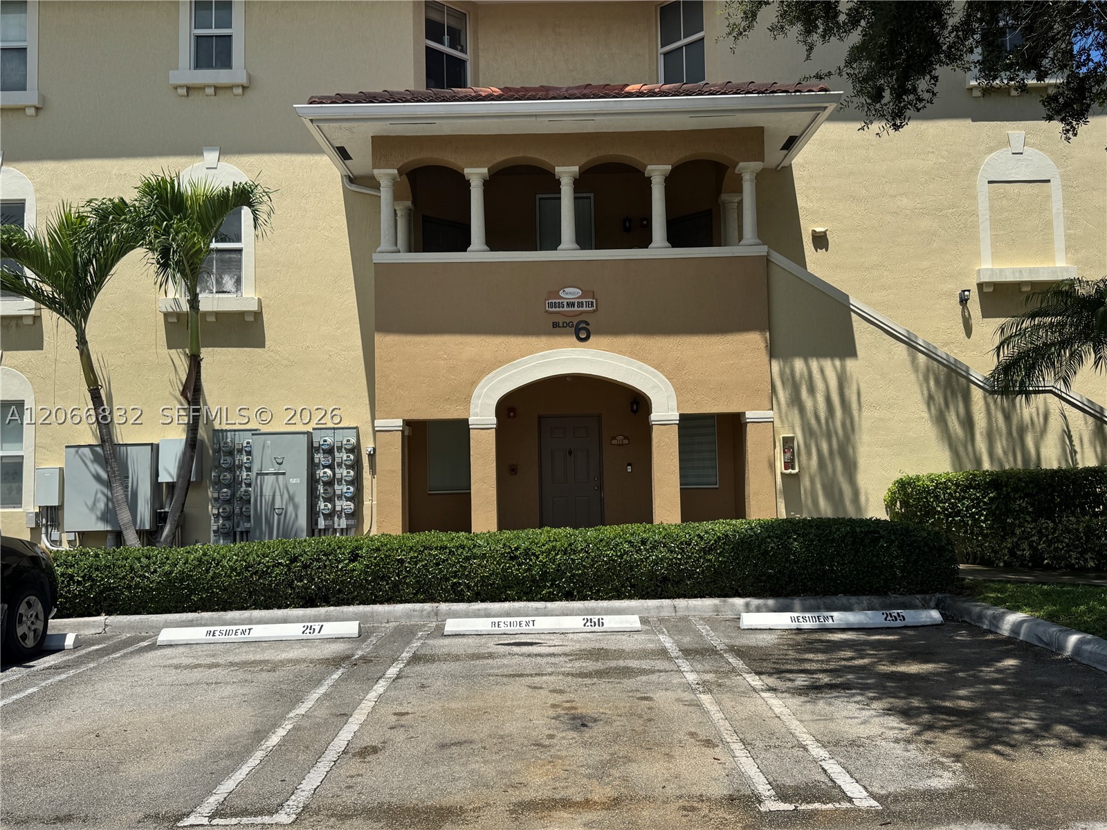 Doral photo 1