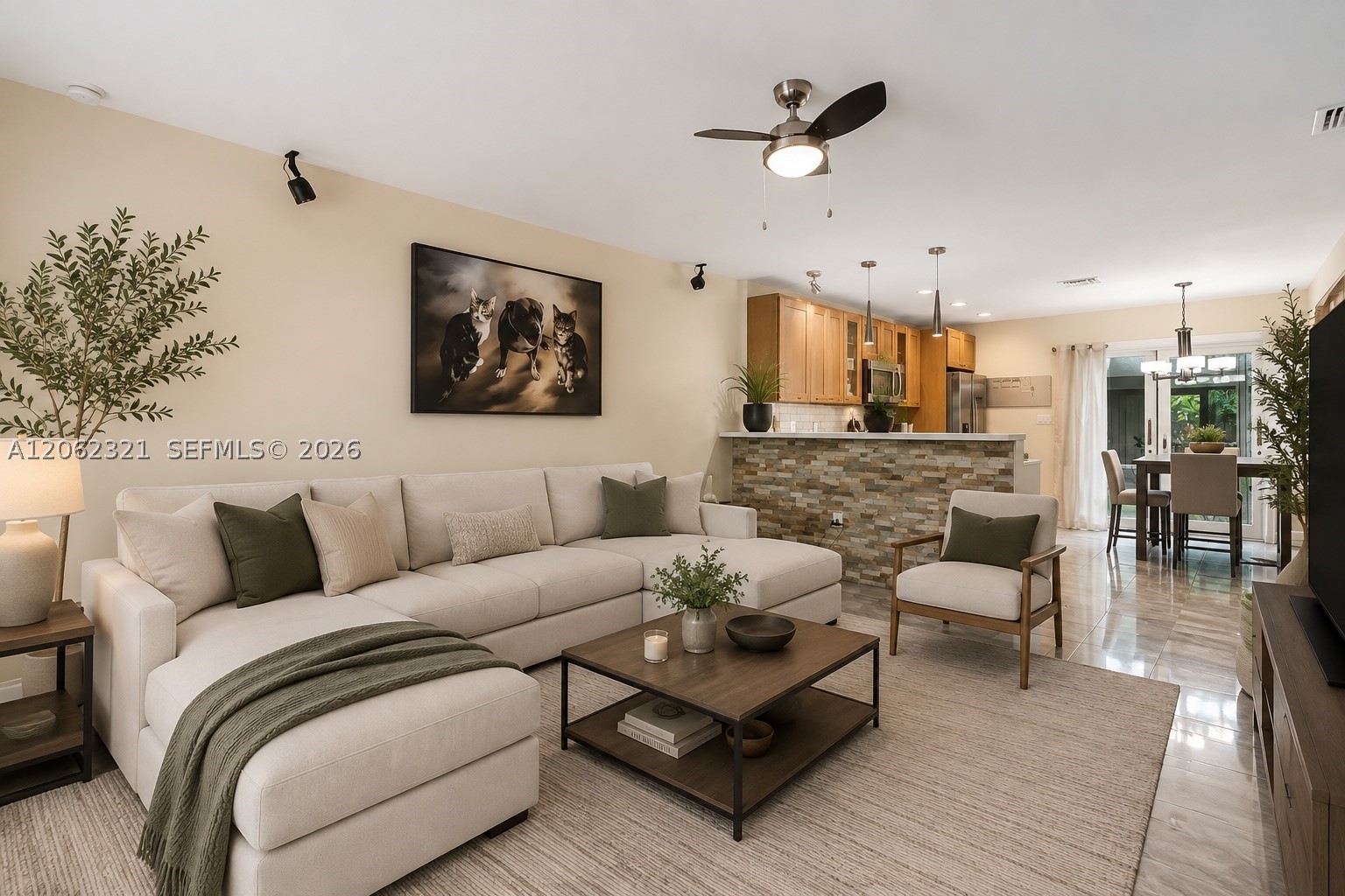 Wilton Manors photo 2