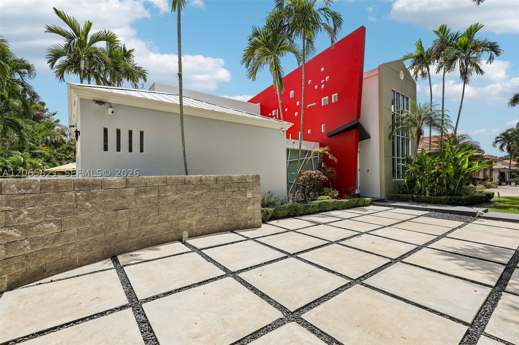 Miami Lakes photo 4