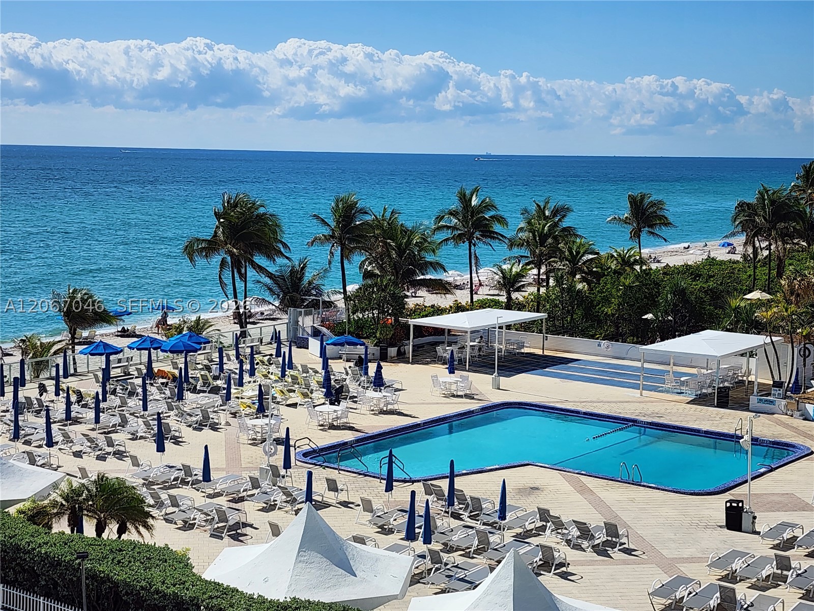 Hallandale Beach photo 3