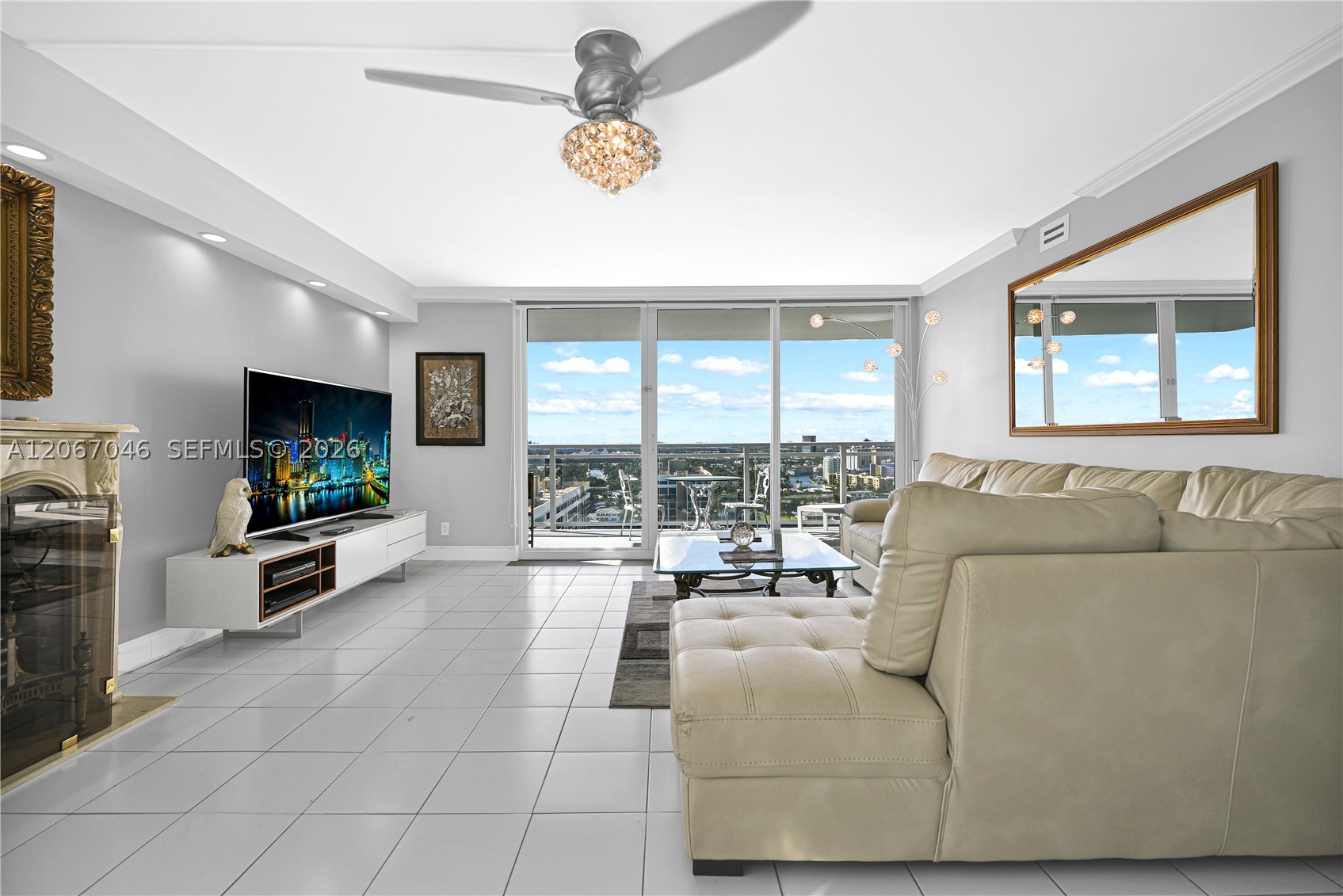 Hallandale Beach photo 1