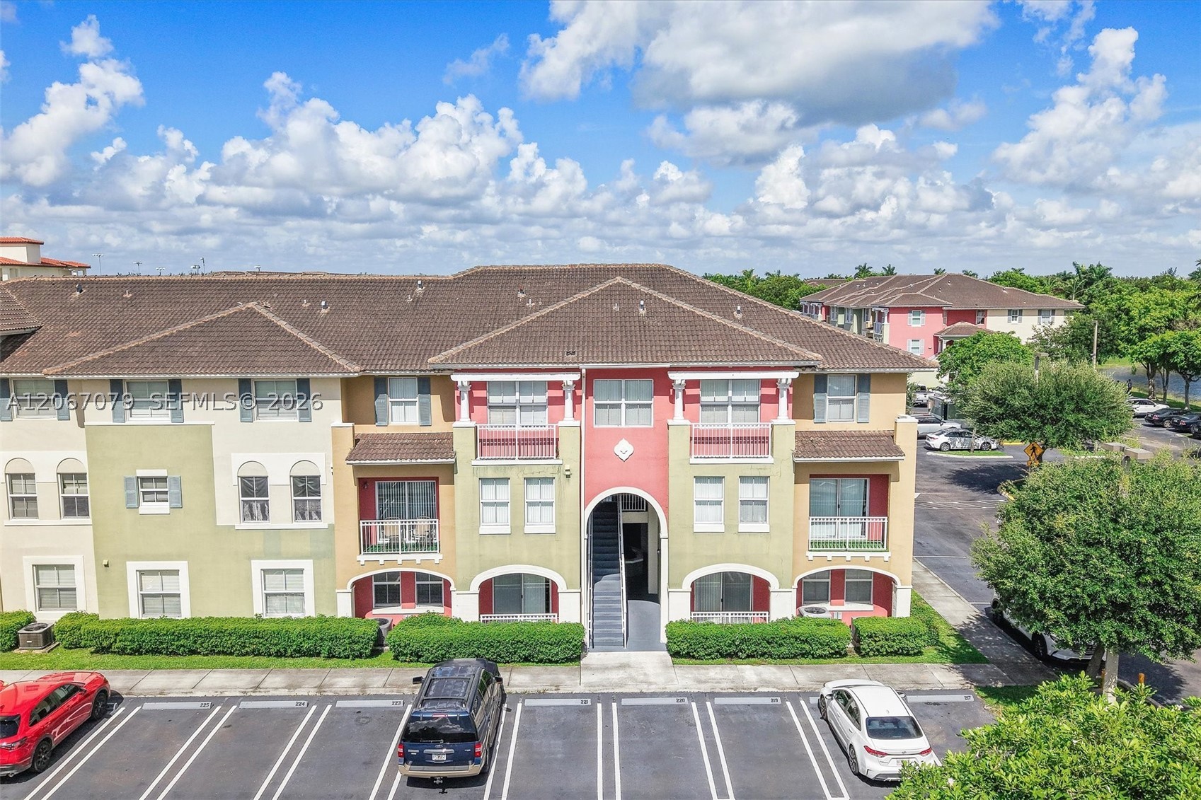 Doral photo 2
