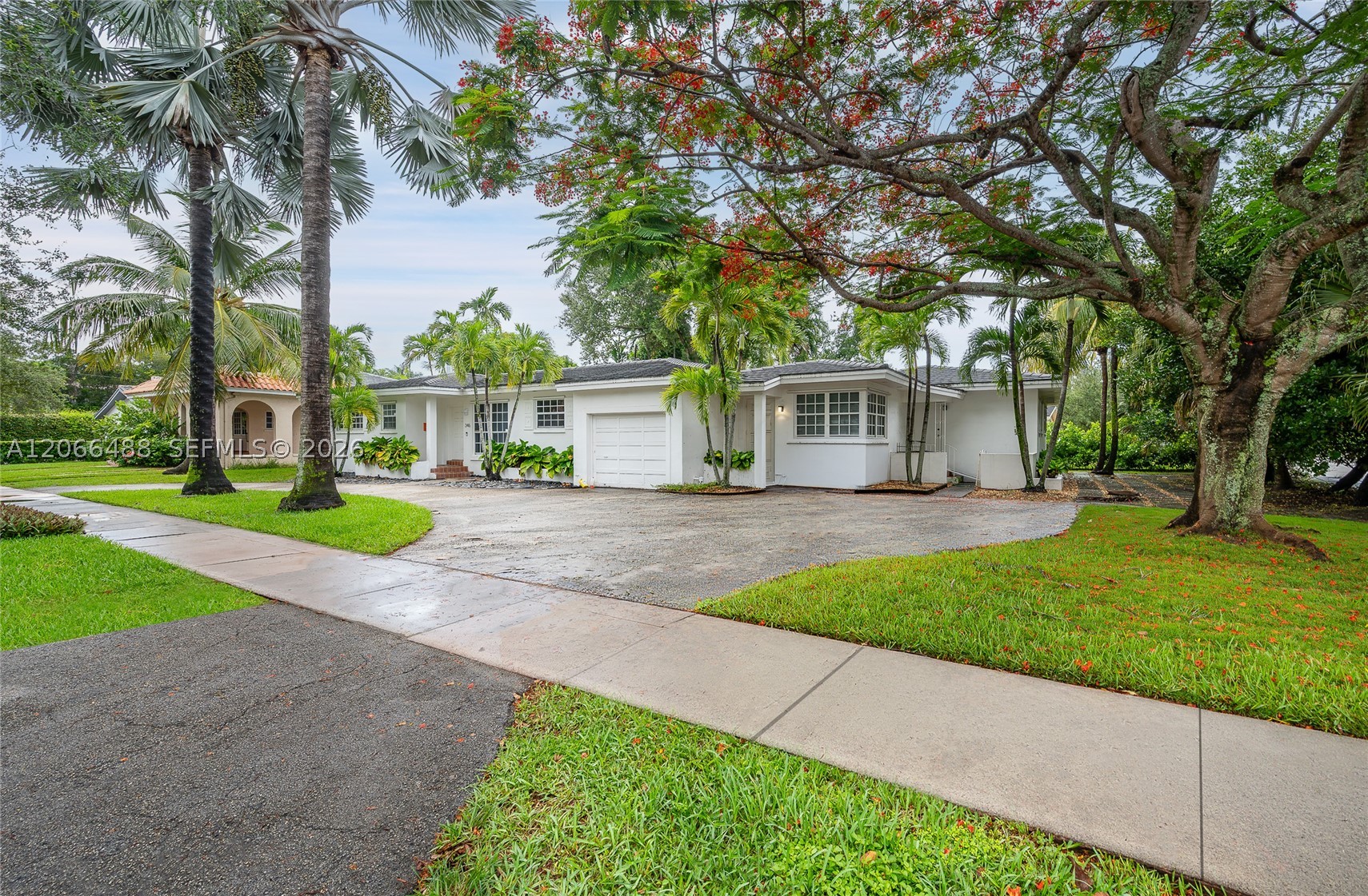 Coral Gables photo 2