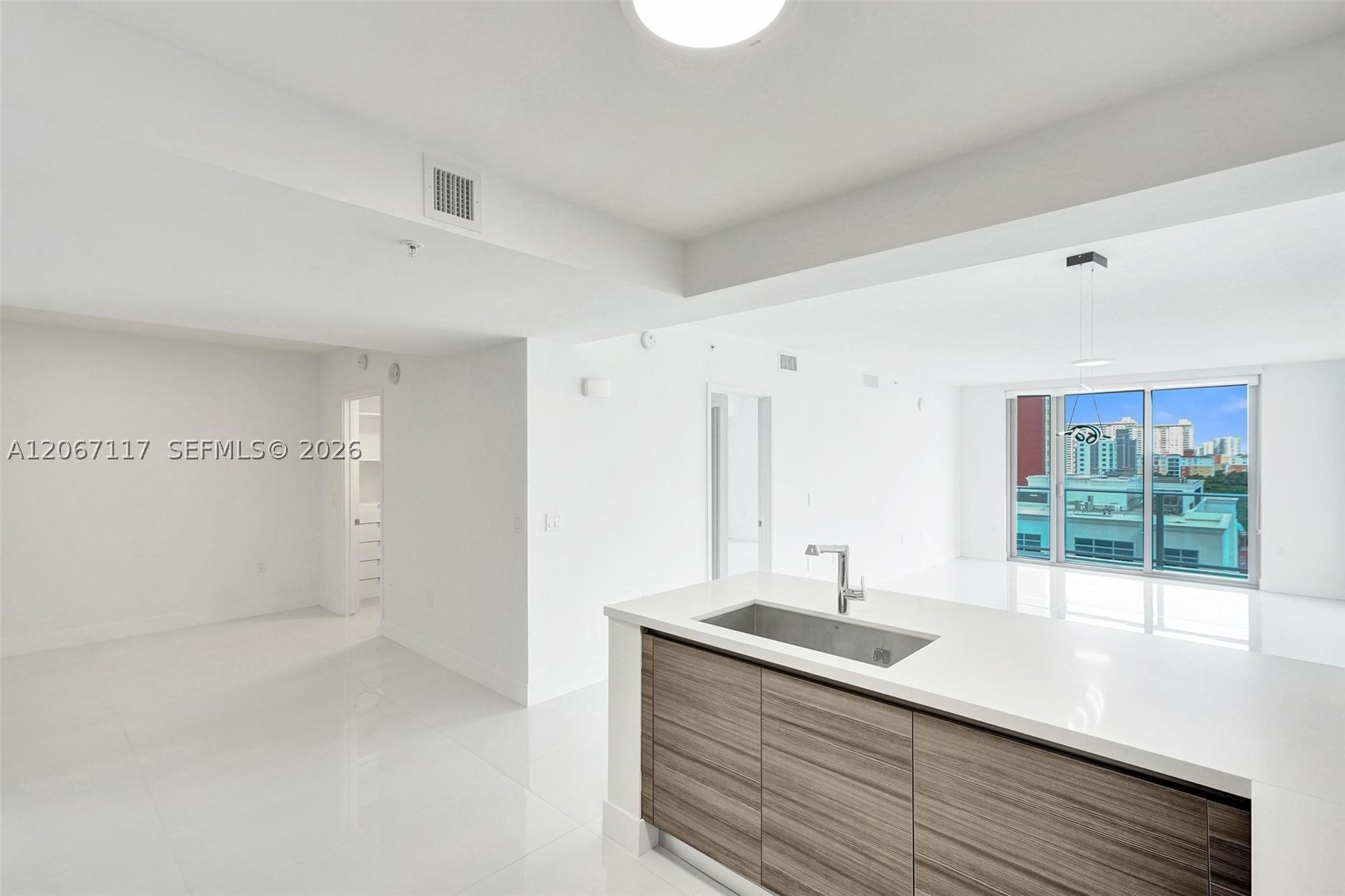 Sunny Isles Beach photo 2