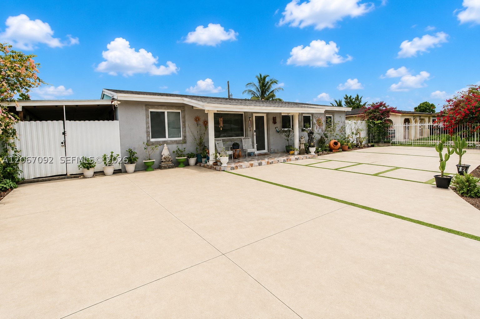 Miami Gardens photo 1