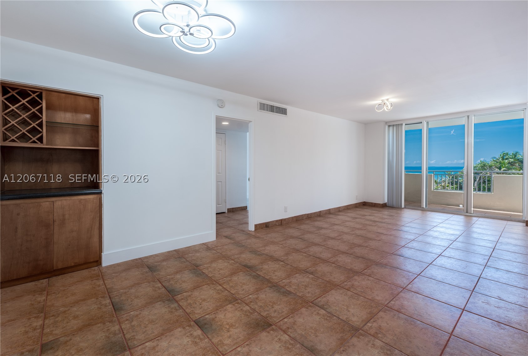 Hallandale Beach photo 4